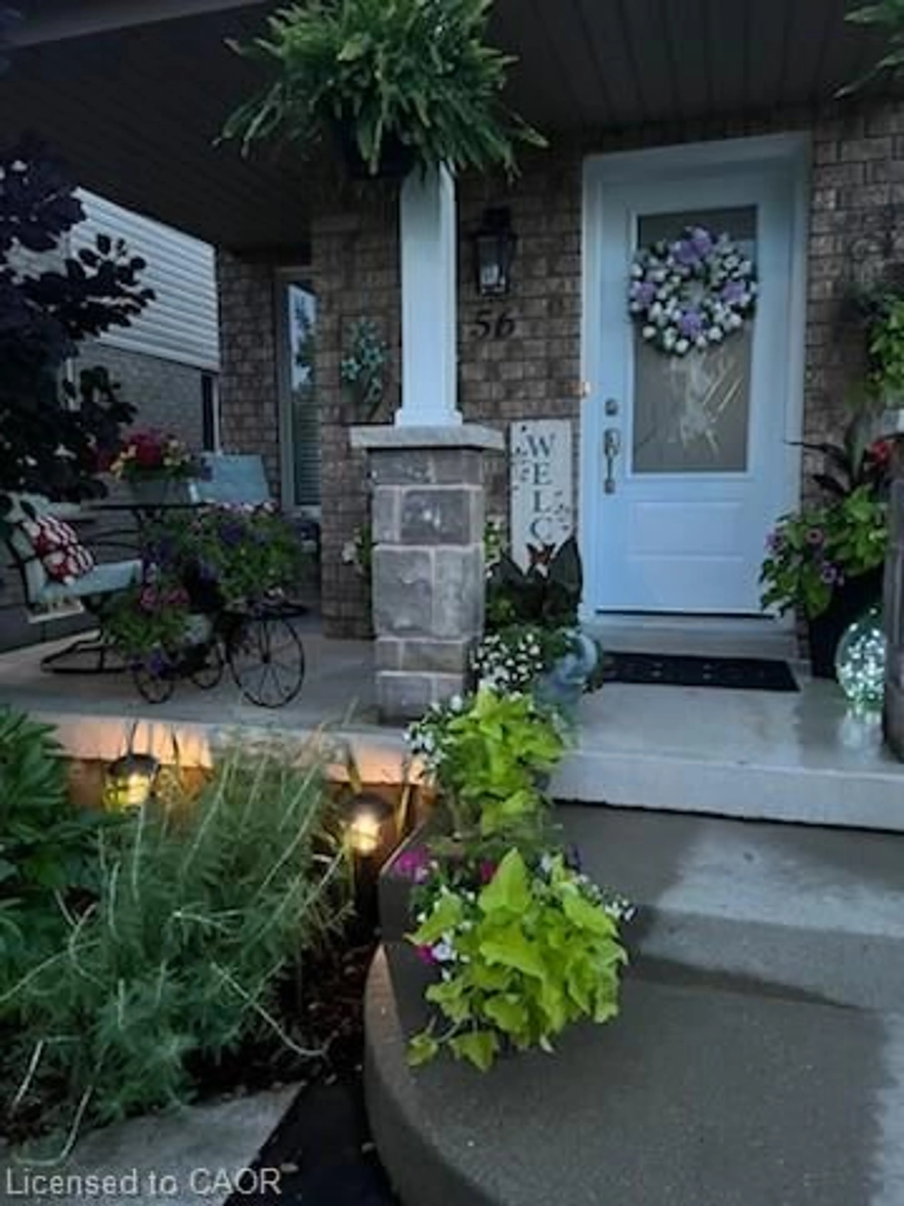 Indoor entryway for 56 Flockhart Rd, Cambridge Ontario N1P 1G3
