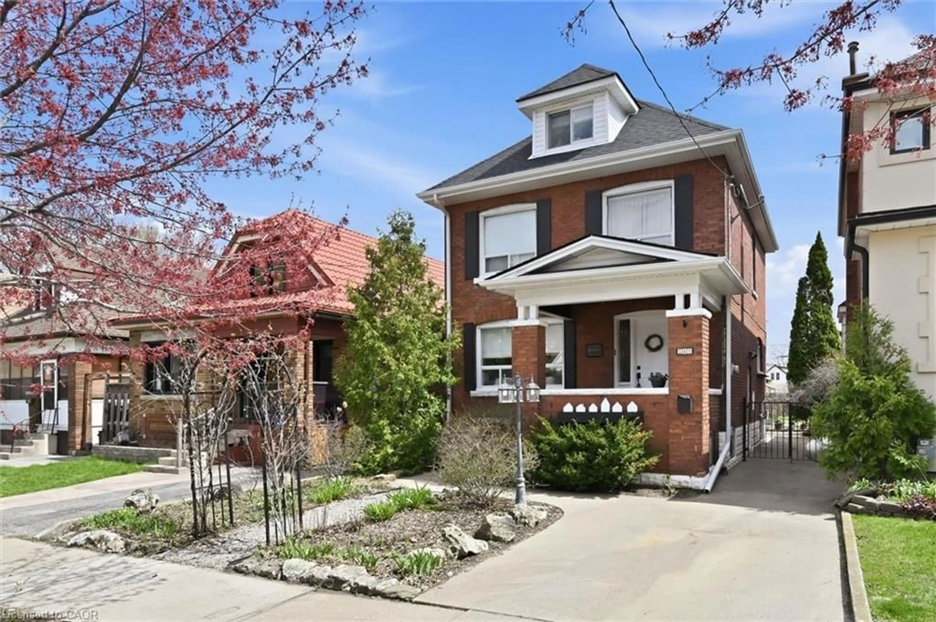 Home with brick exterior material, street for 153 Graham Ave, Hamilton Ontario L8K 2M5
