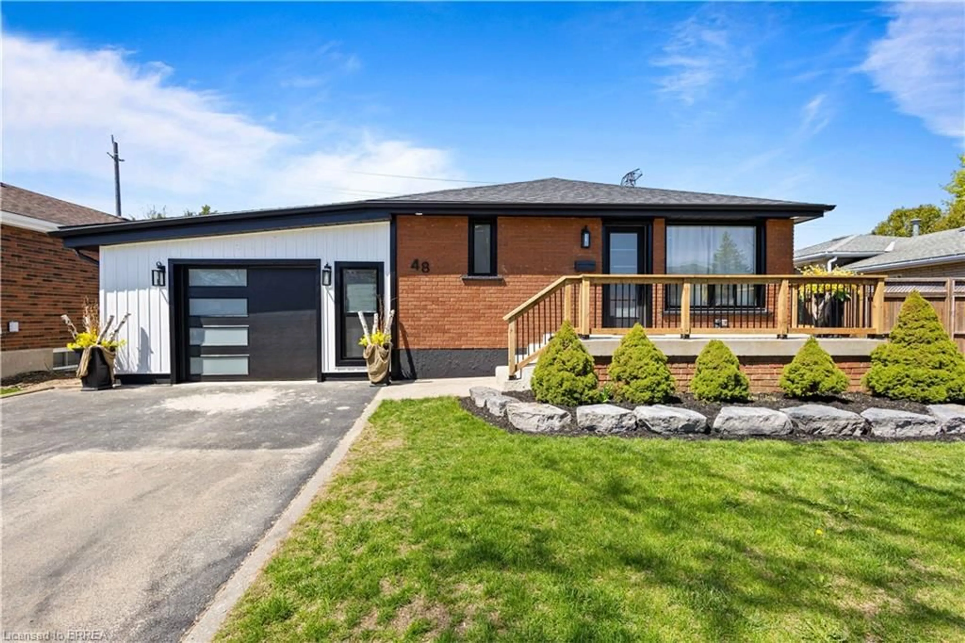 Home with brick exterior material, street for 48 Linden Ave, Brantford Ontario N3S 7E5