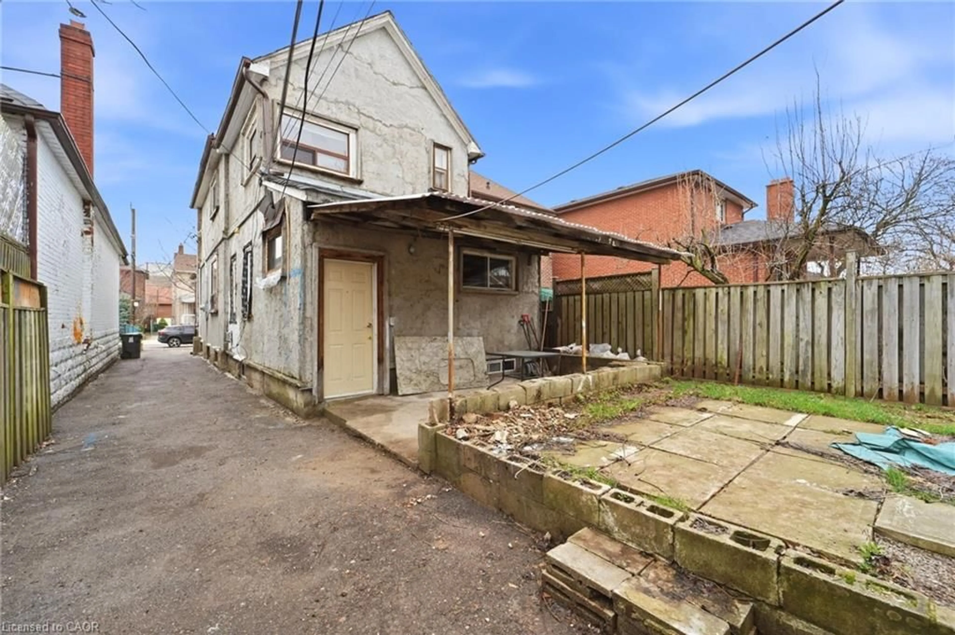 Patio, street for 49 Holland Park Ave, York Ontario M6C 1M2