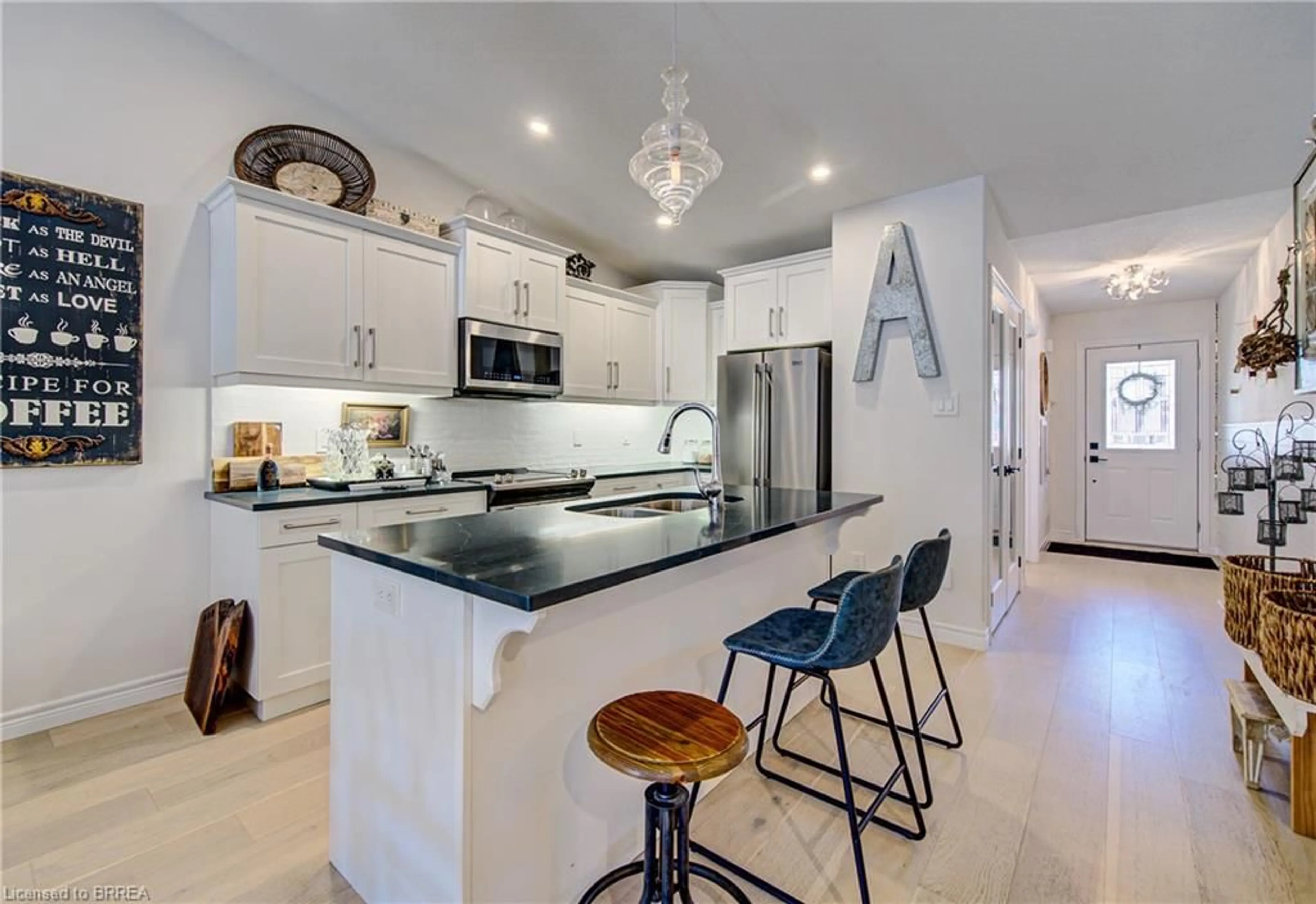 Open concept kitchen, ceramic/tile floor for 29 Schuyler St #52, Paris Ontario N3L 0J2
