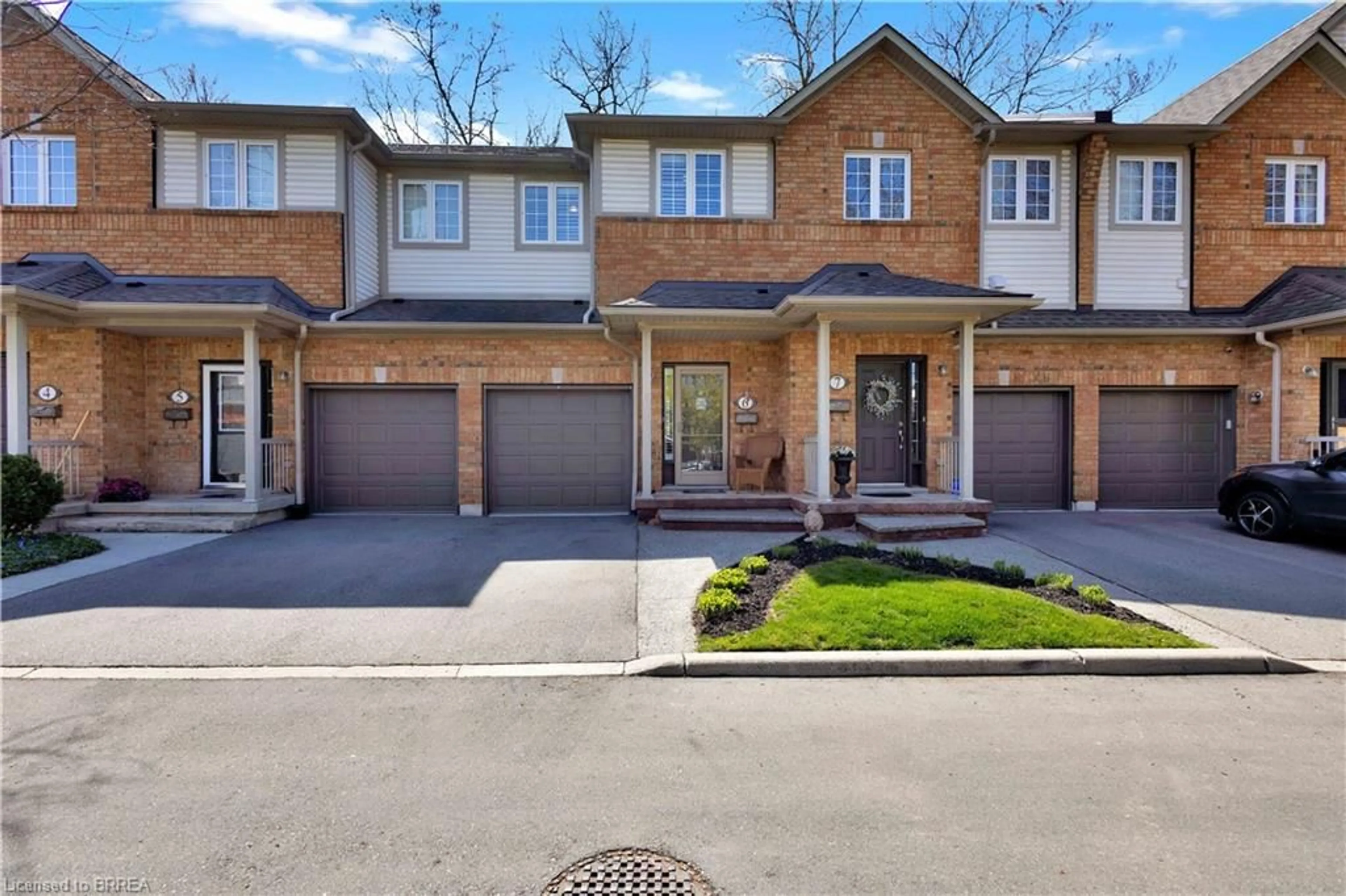 Home with brick exterior material, street for 120 Beddoe Dr #6, Hamilton Ontario L8P 4Z4