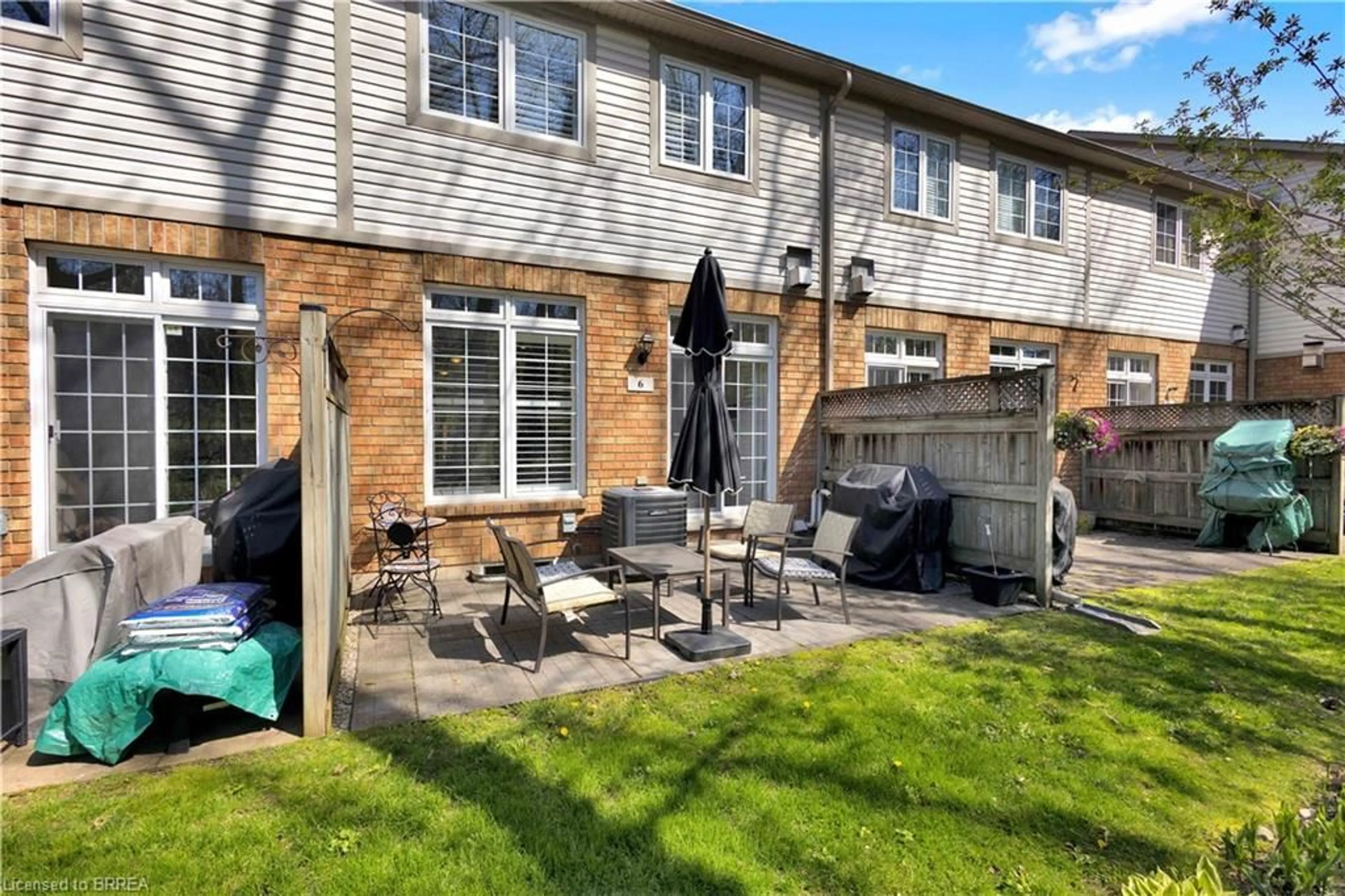 Patio, street for 120 Beddoe Dr #6, Hamilton Ontario L8P 4Z4