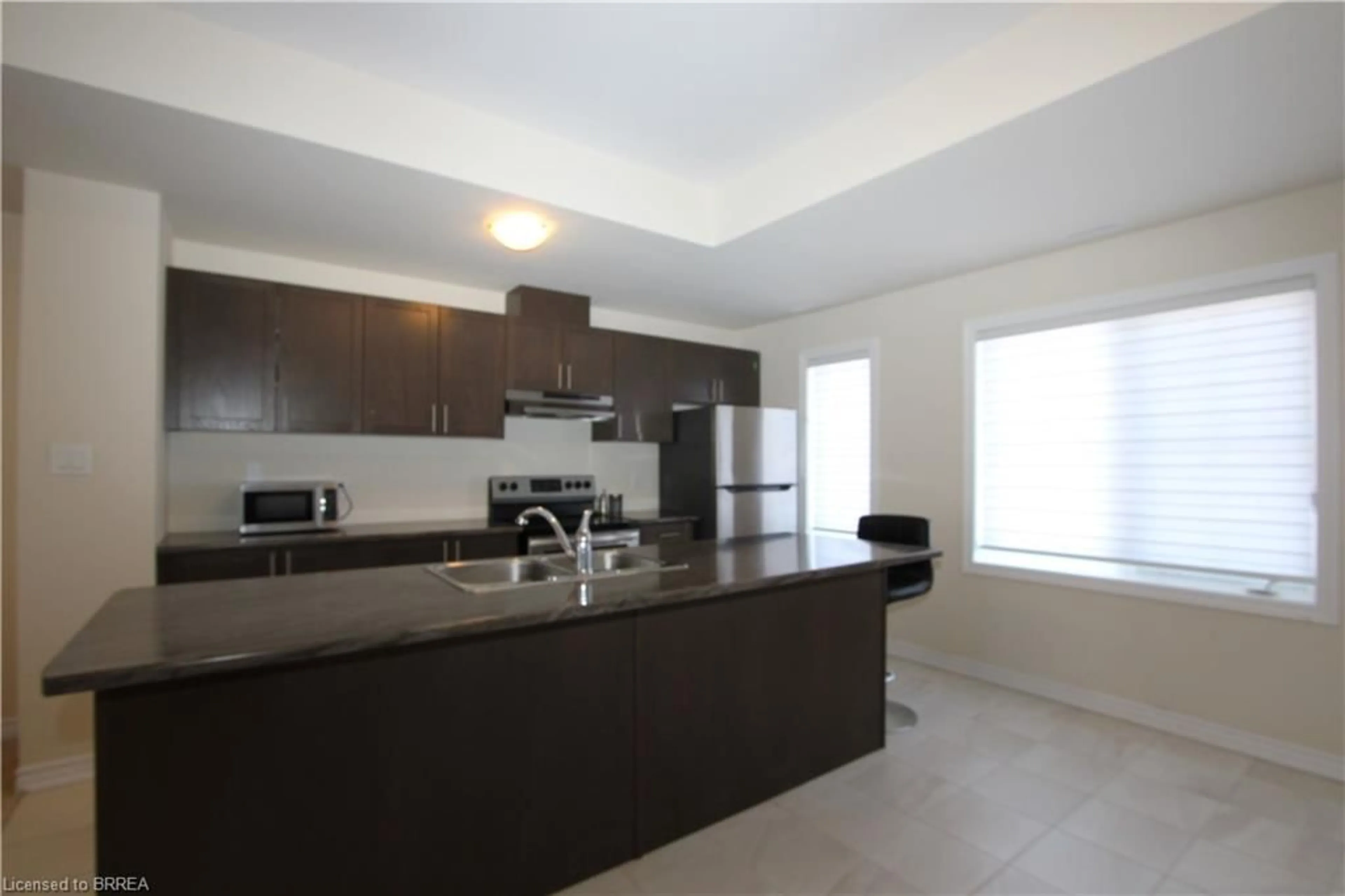 Unknown for 677 Park St #13, Brantford Ontario N3R 0A2