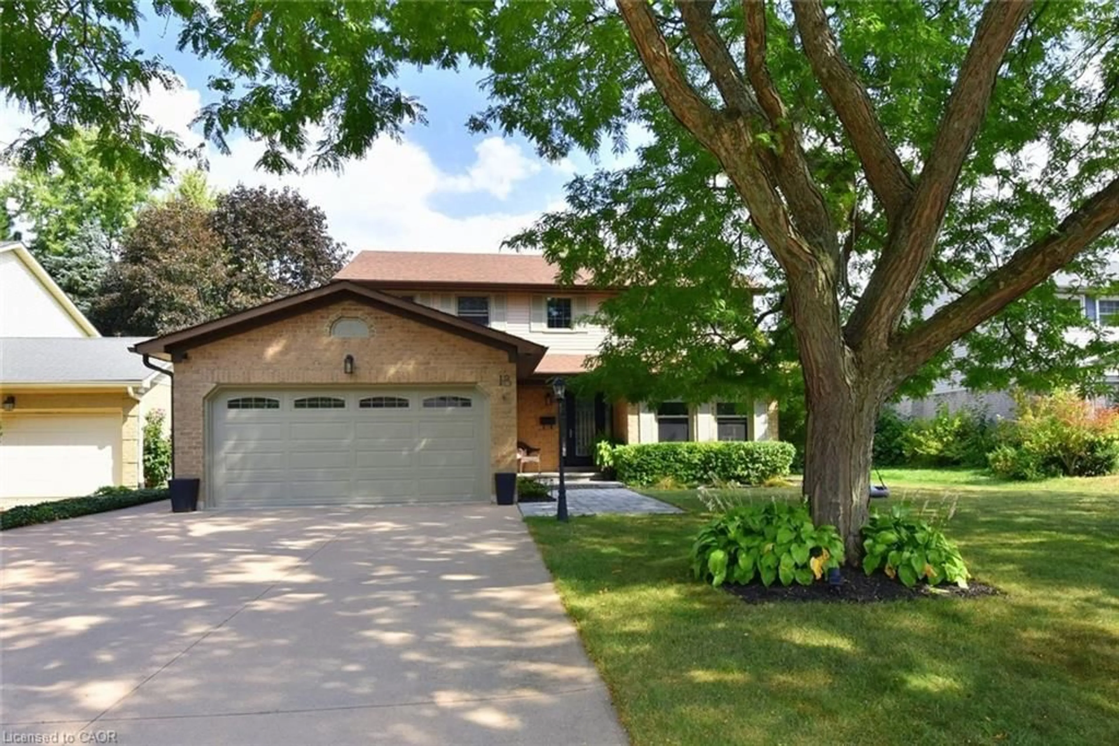 Unknown for 18 Charterhouse Cres, Ancaster Ontario L9G 4E5
