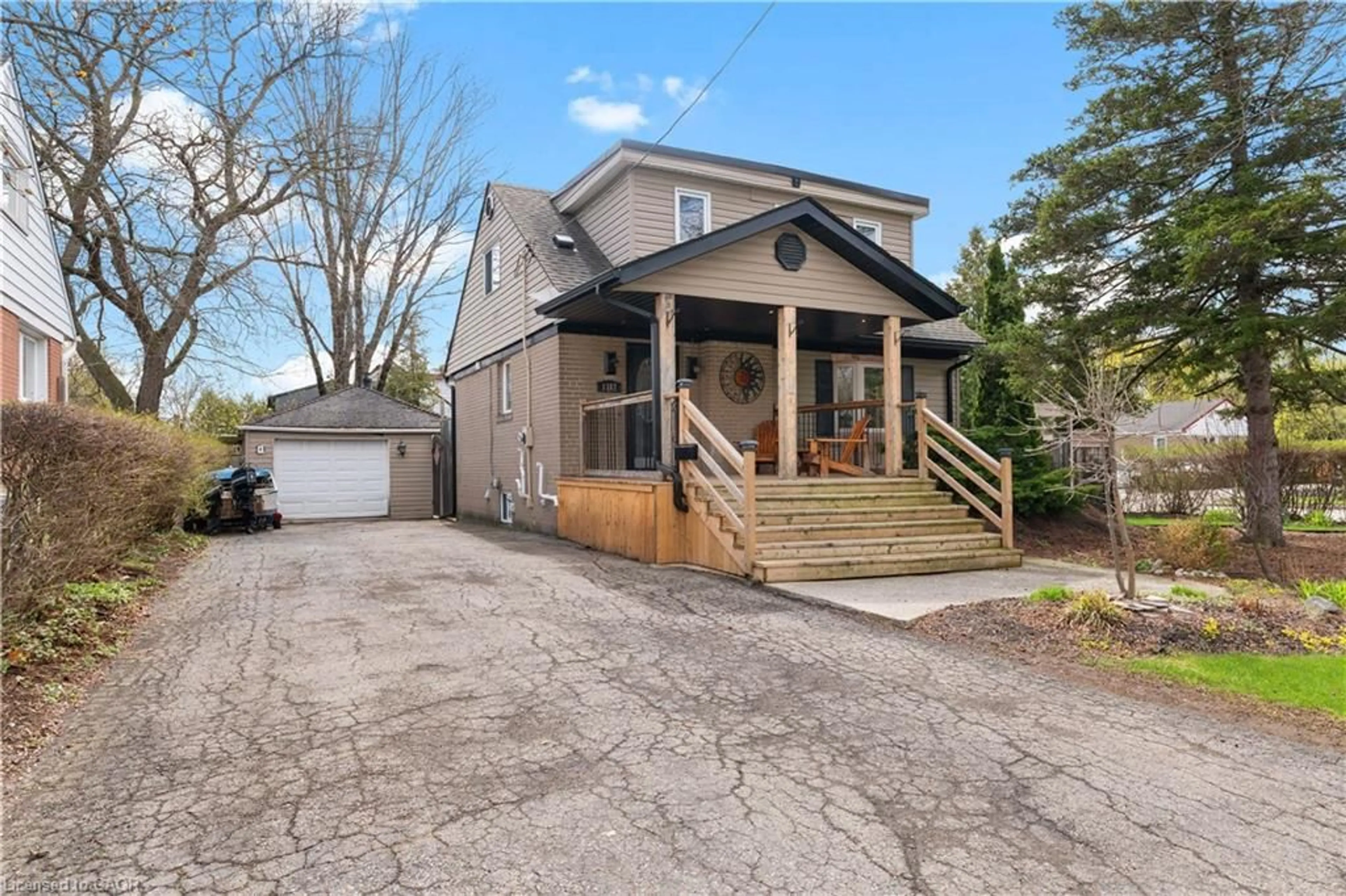 Unknown for 1367 St Marys Cres, Burlington Ontario L7P 1S1