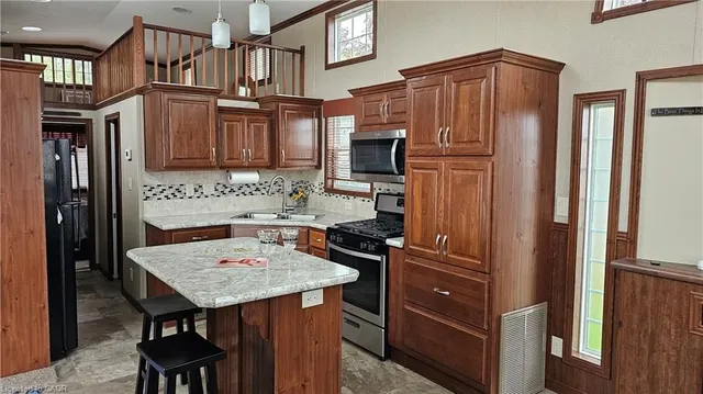 274 Front Rd #88, St. Williams 5