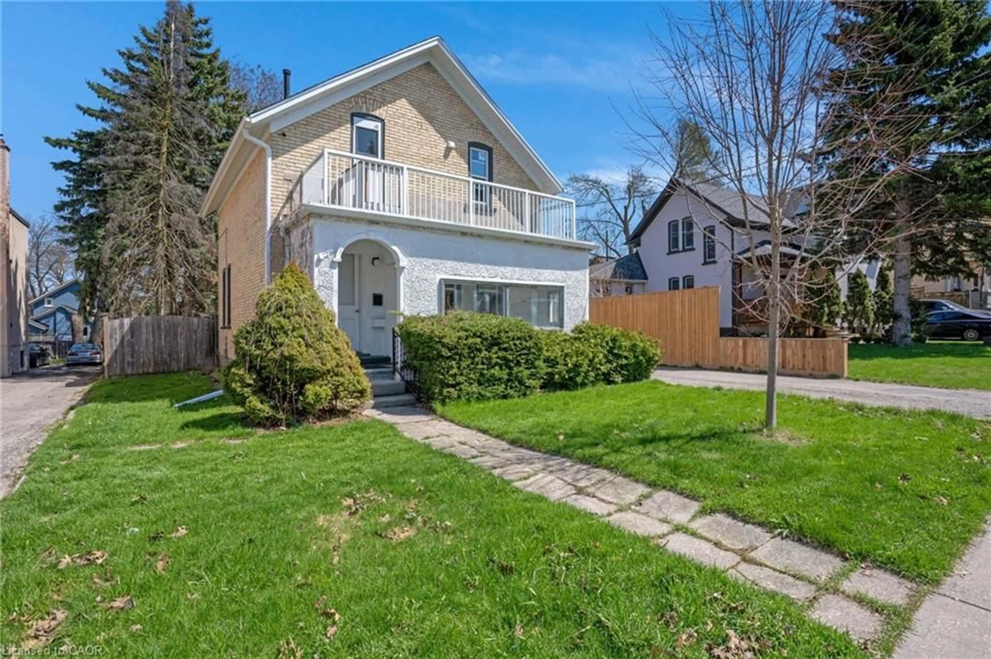 Unknown for 22 Samuel St, Kitchener Ontario N2H 1P1