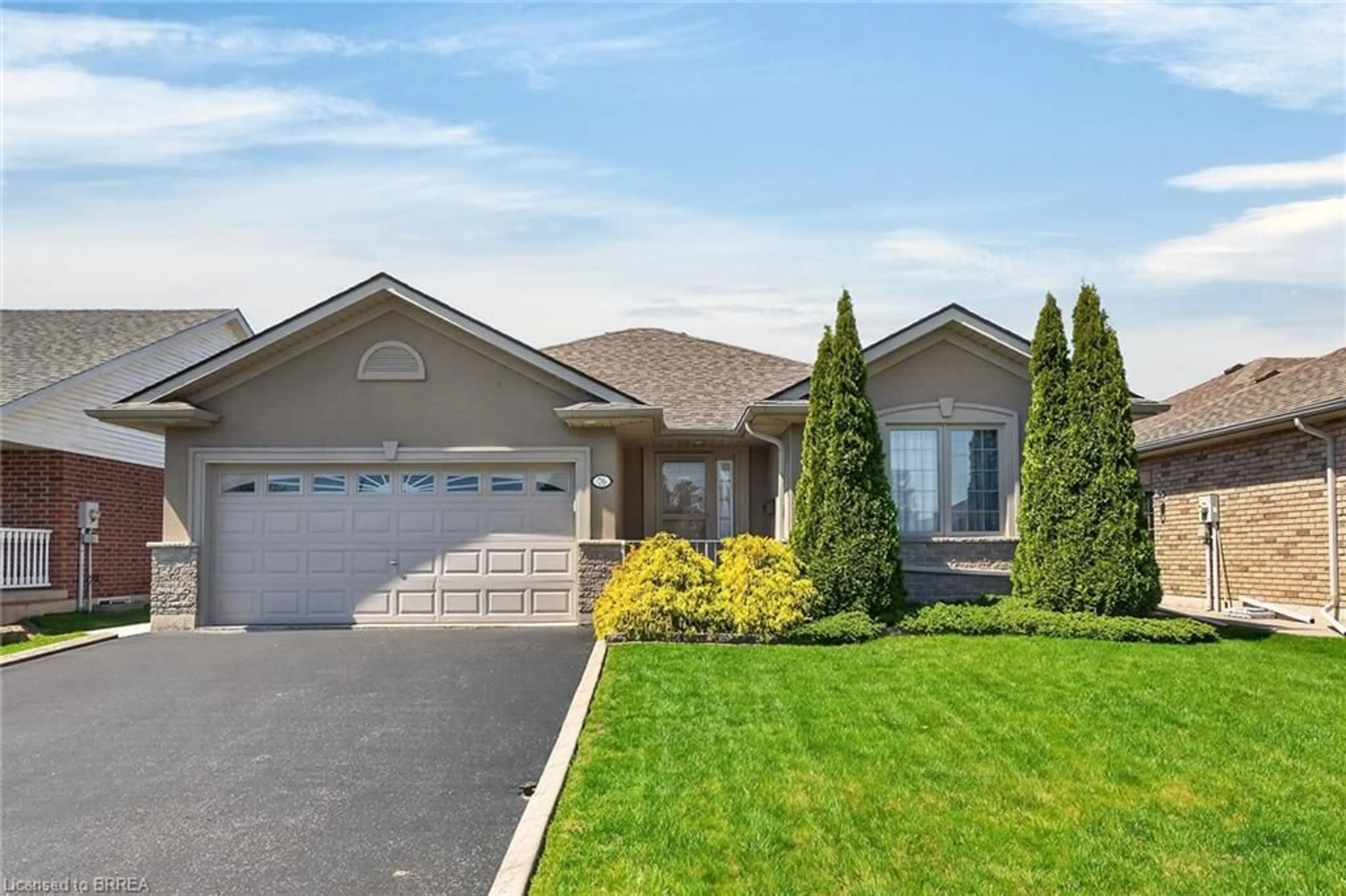 Home with brick exterior material, street for 76 Mann Ave, Simcoe Ontario N3Y 5K4
