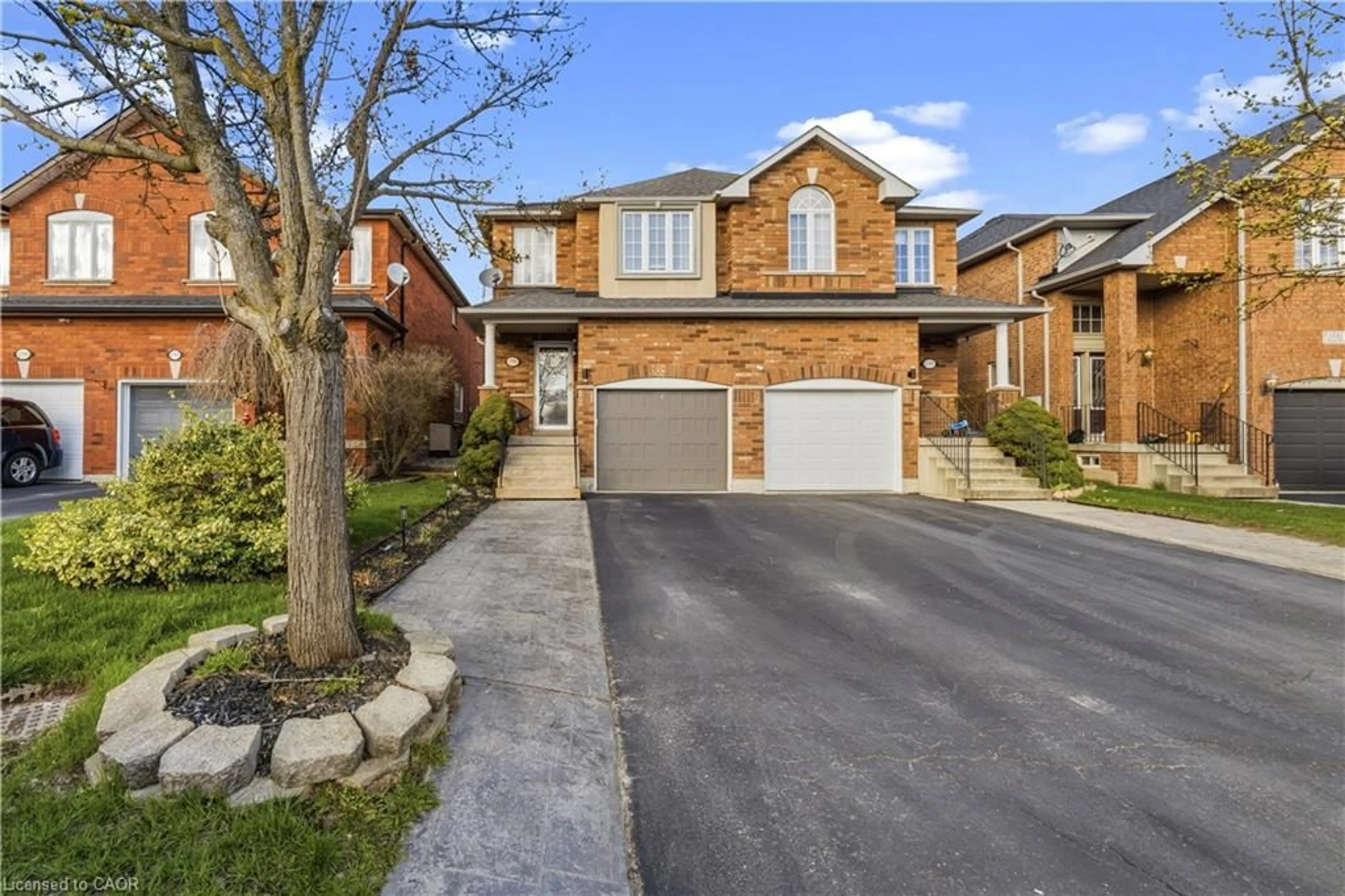 Home with brick exterior material, street for 1795 Creek Way, Burlington Ontario L7L 6R1