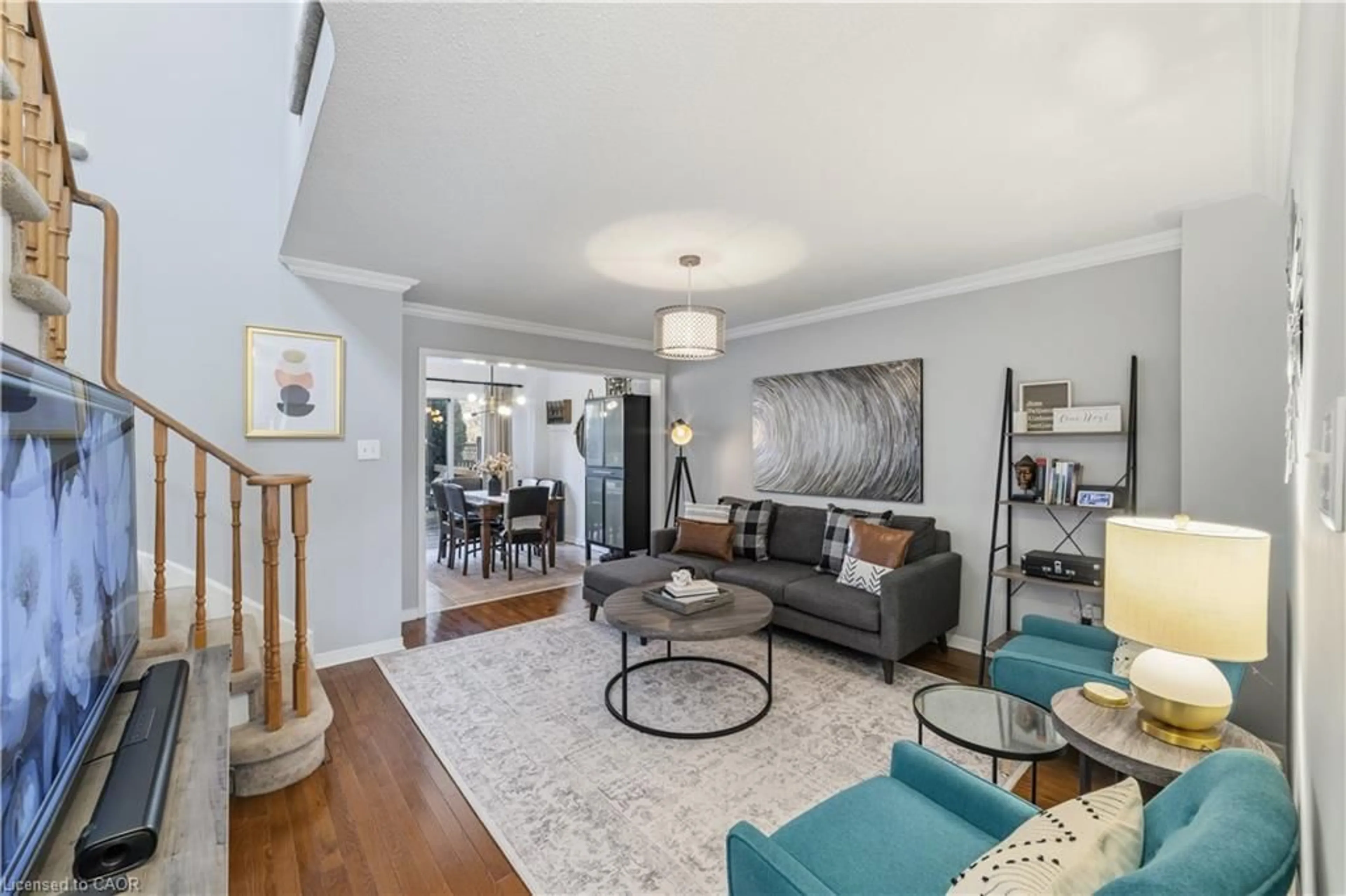 Living room with furniture, unknown for 1795 Creek Way, Burlington Ontario L7L 6R1