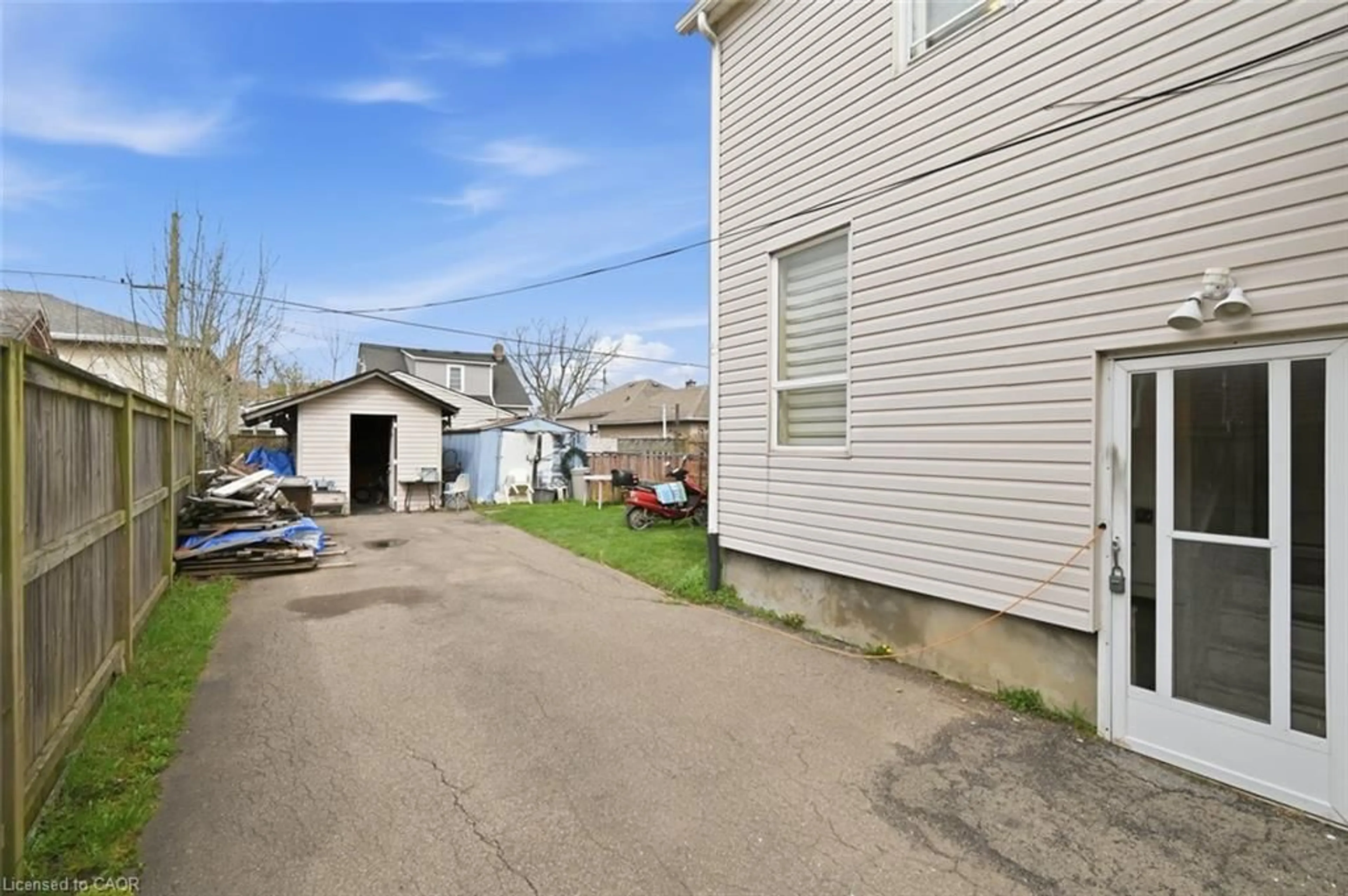 Unknown for 307 Wallace Ave, Welland Ontario L3B 1R8