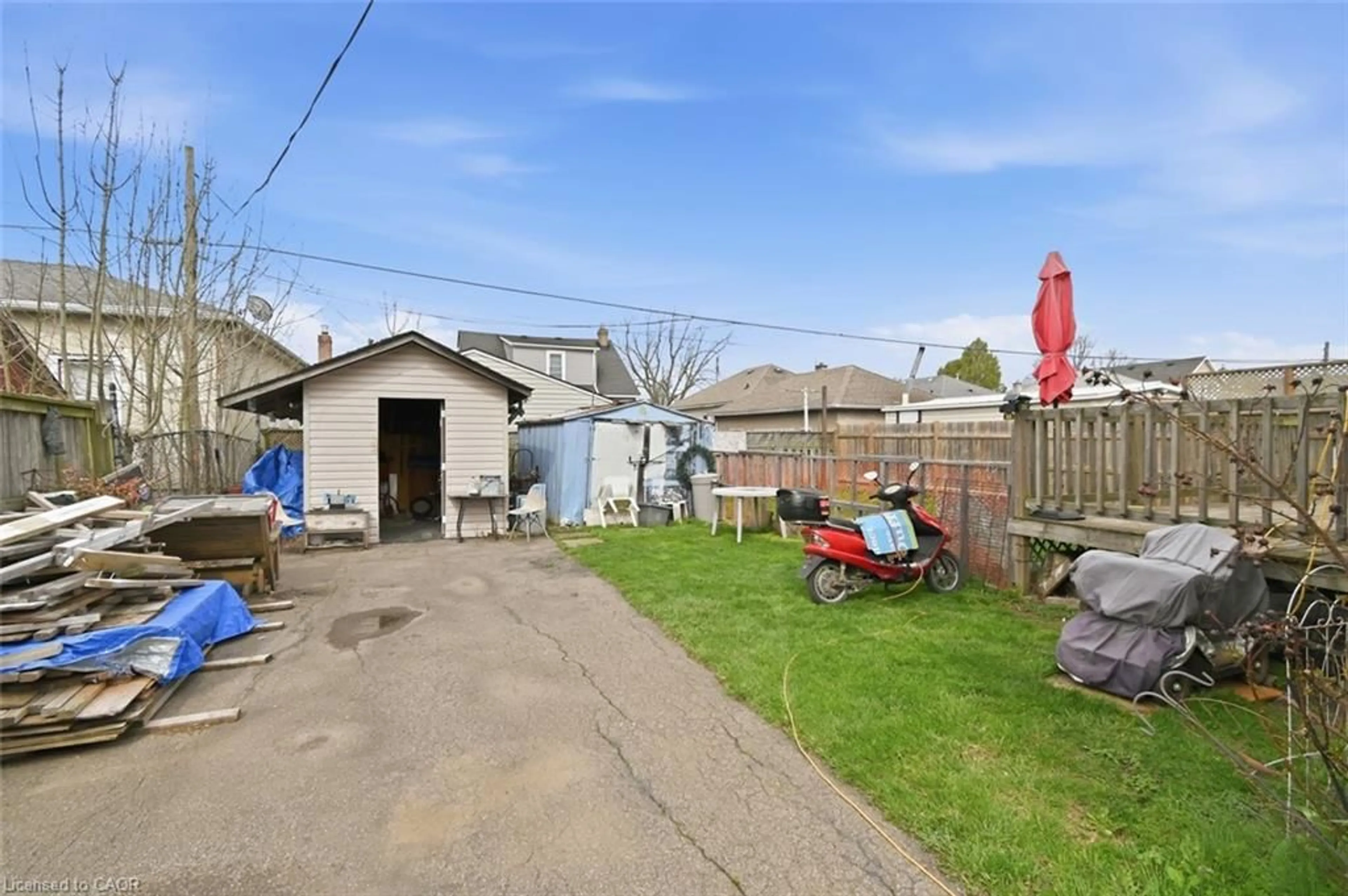 Shed for 307 Wallace Ave, Welland Ontario L3B 1R8