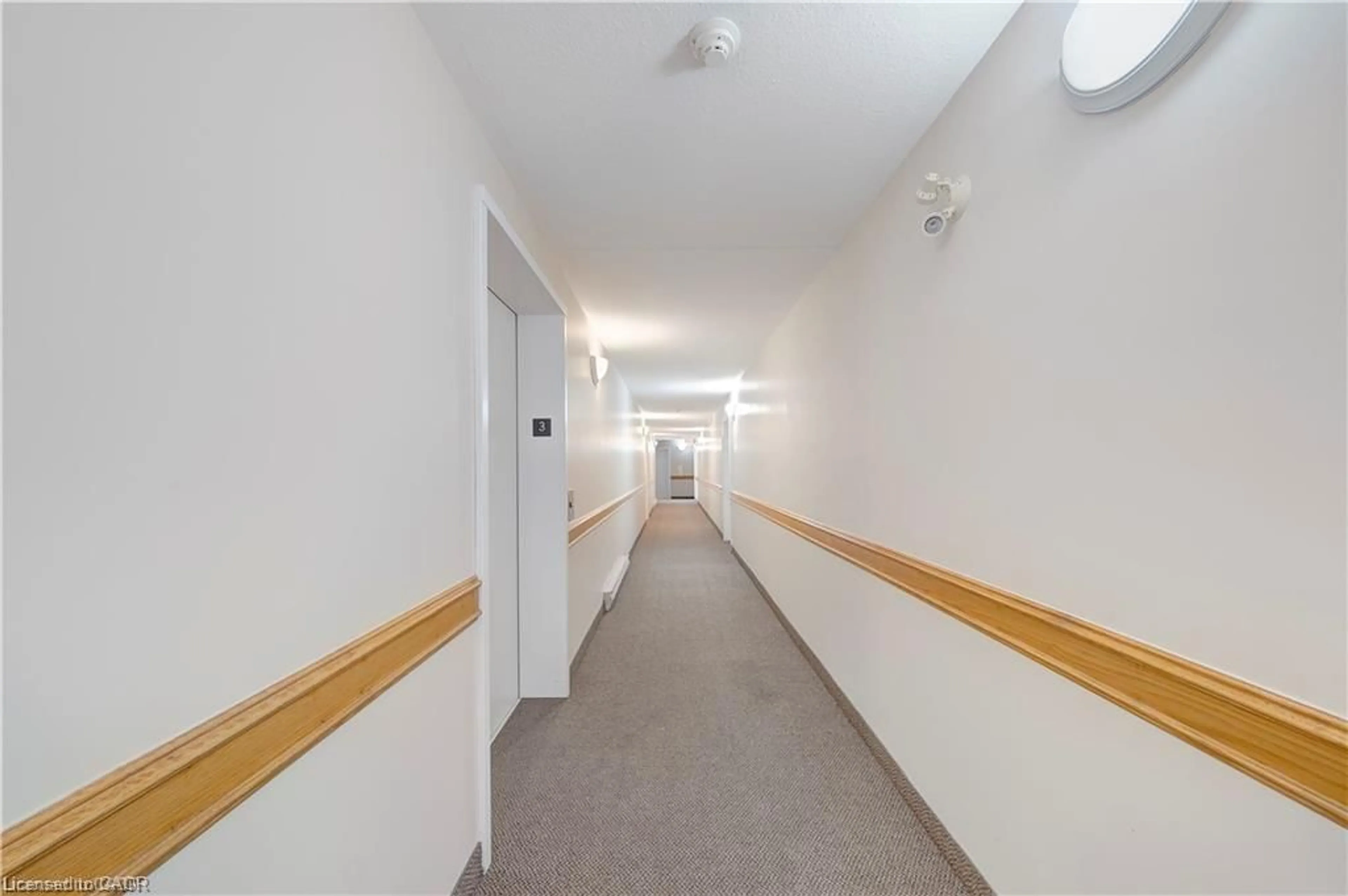 A pic of a room for 1061 Vansickle Rd #303B, St. Catharines Ontario L2M 2X4