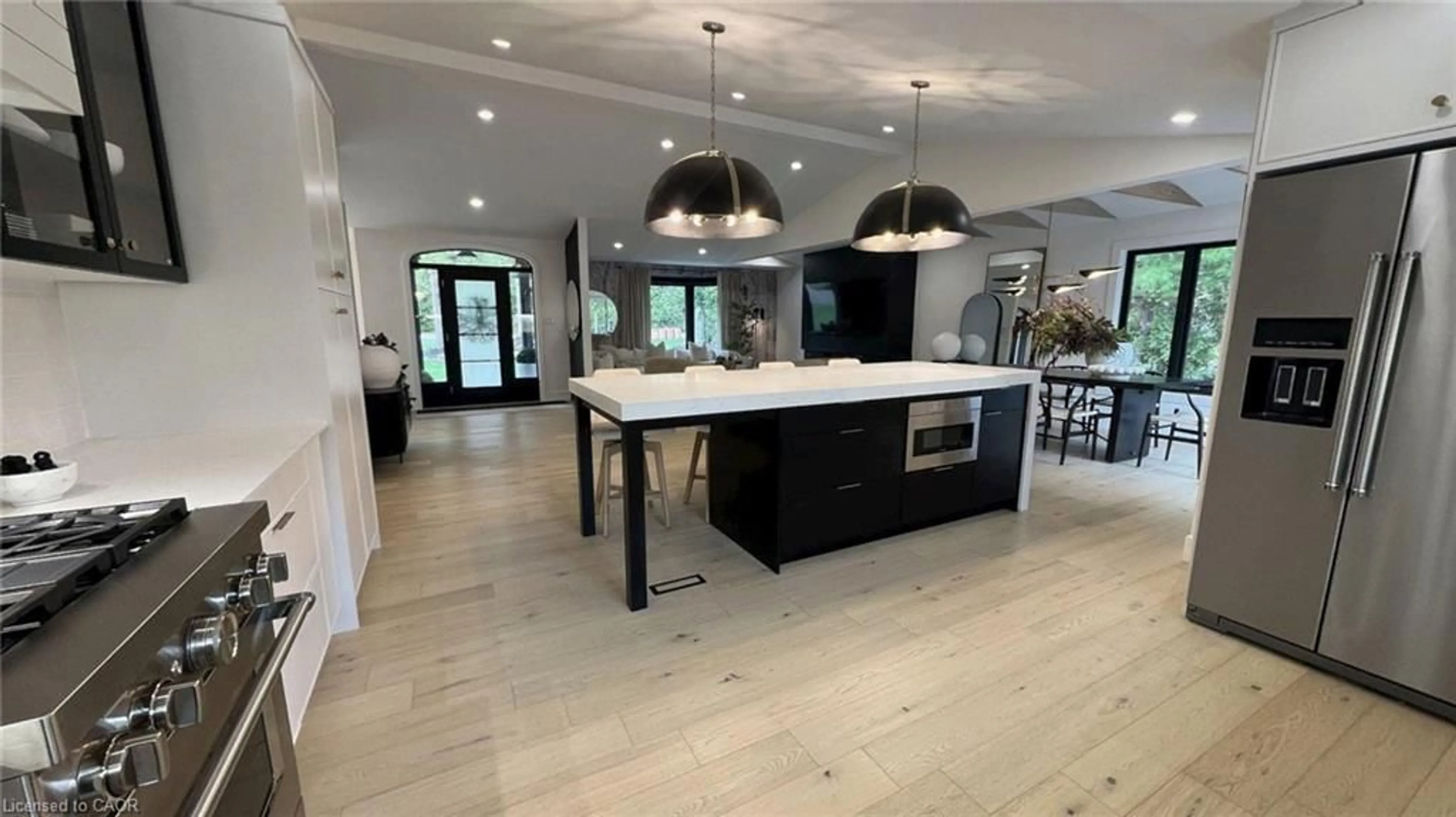 Open concept kitchen, unknown for 10118 John St, Grand Bend Ontario N0M 1T0