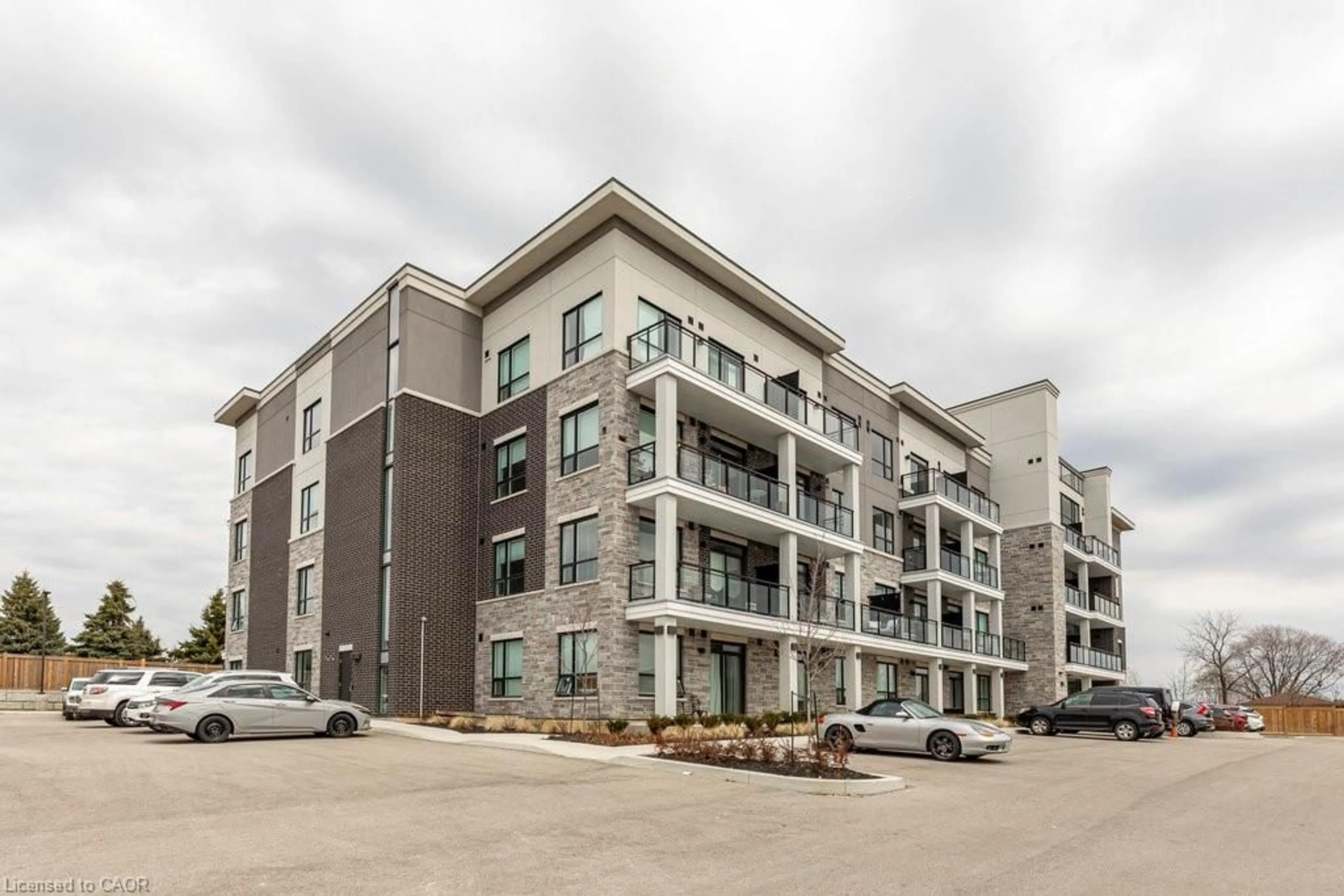 Unknown for 120 Springvalley Cres #208, Hamilton Ontario L9C 0G2