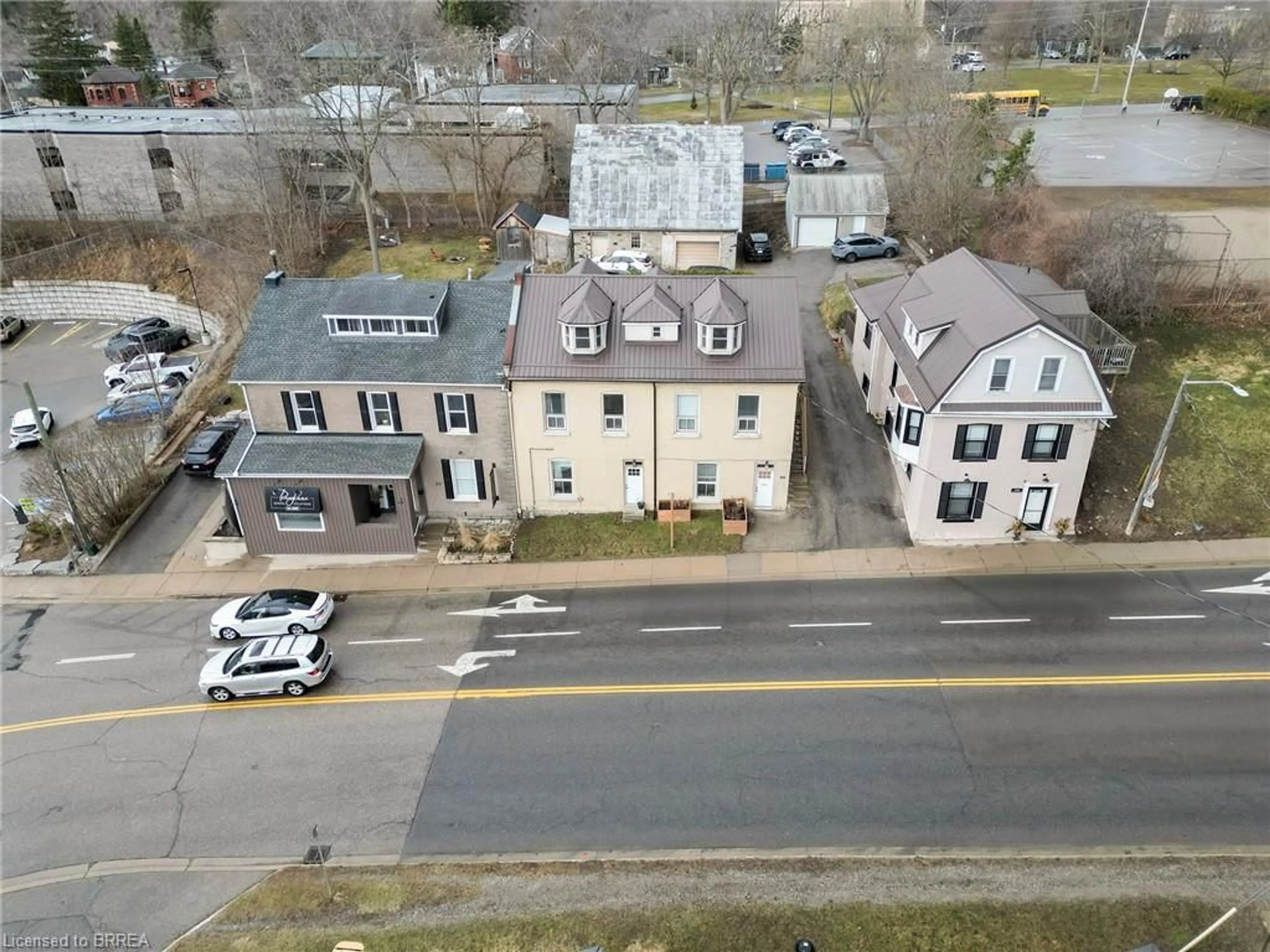 A pic from outside/outdoor area/front of a property/back of a property/a pic from drone, street for 142 Grand River St, Paris Ontario N3L 2M5