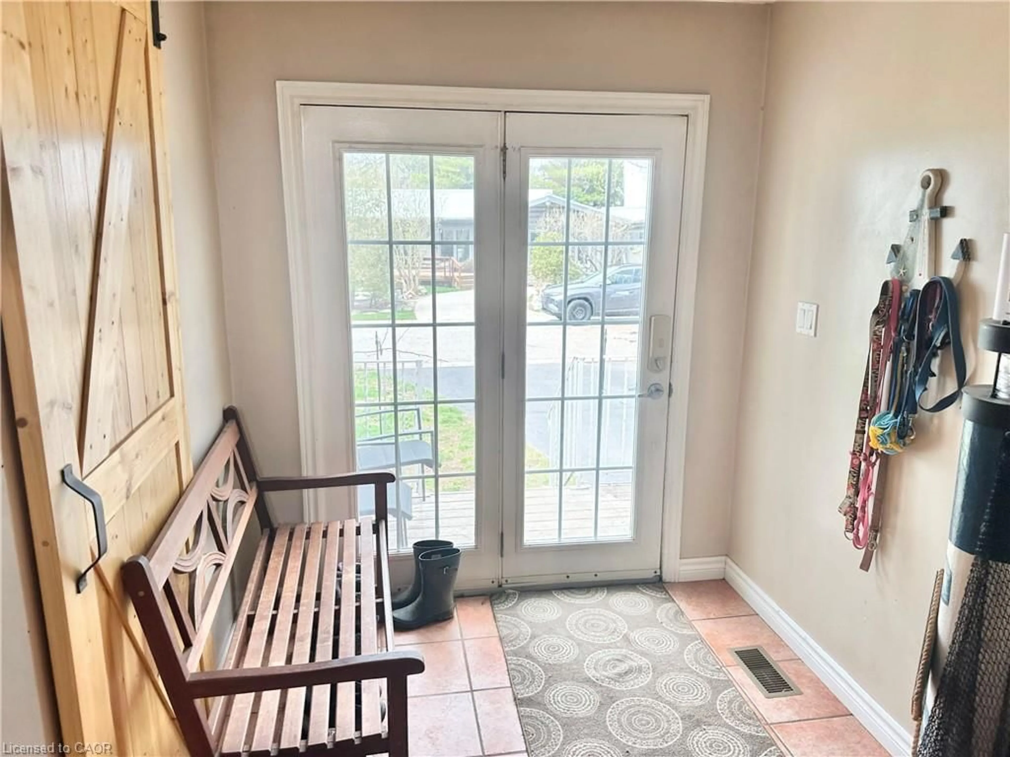Indoor entryway for 2 Buena St, Port Dover Ontario N0A 1N7