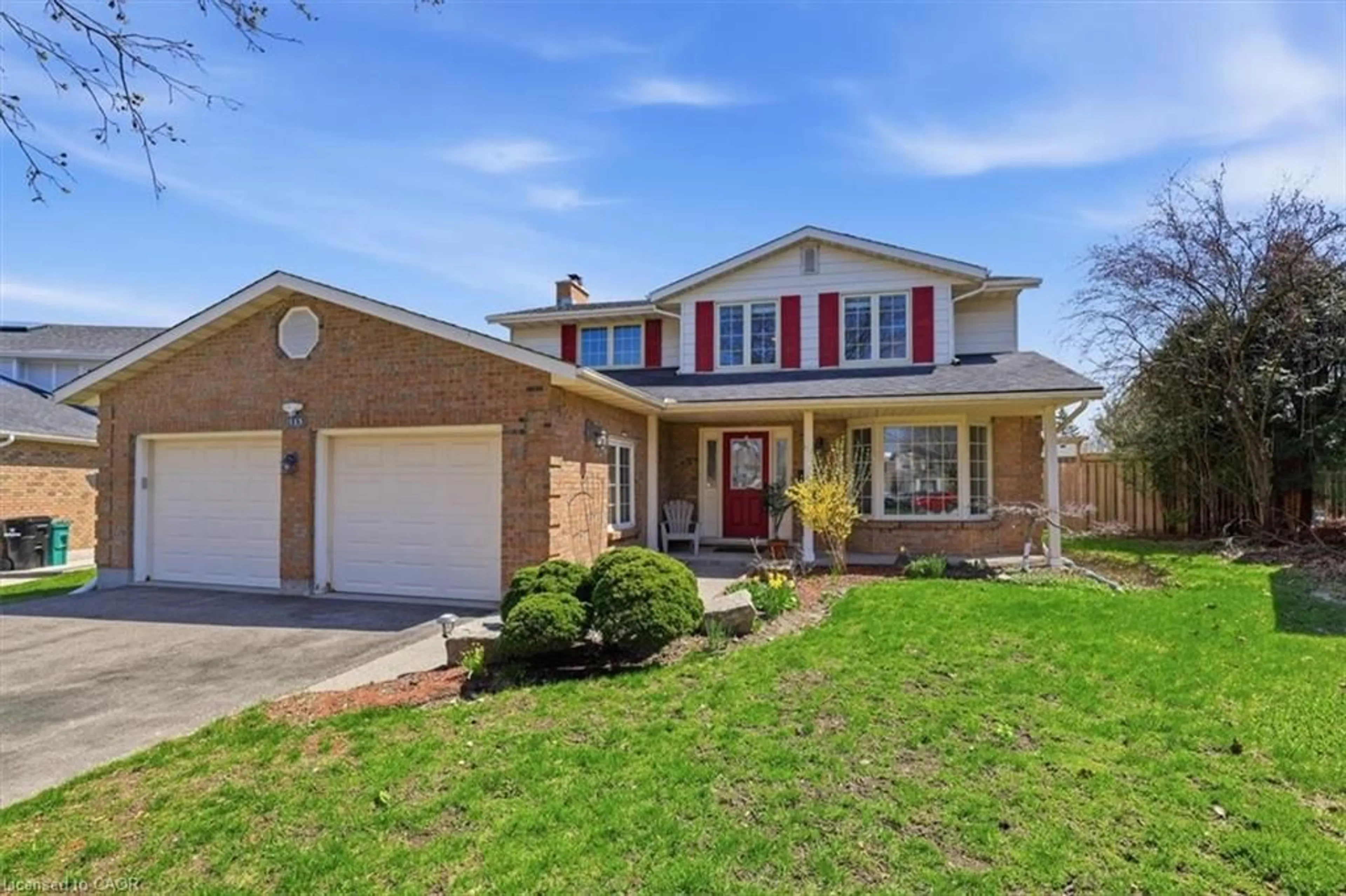 Home with brick exterior material, street for 113 Glenecho Crt, Waterloo Ontario N2K 2R3