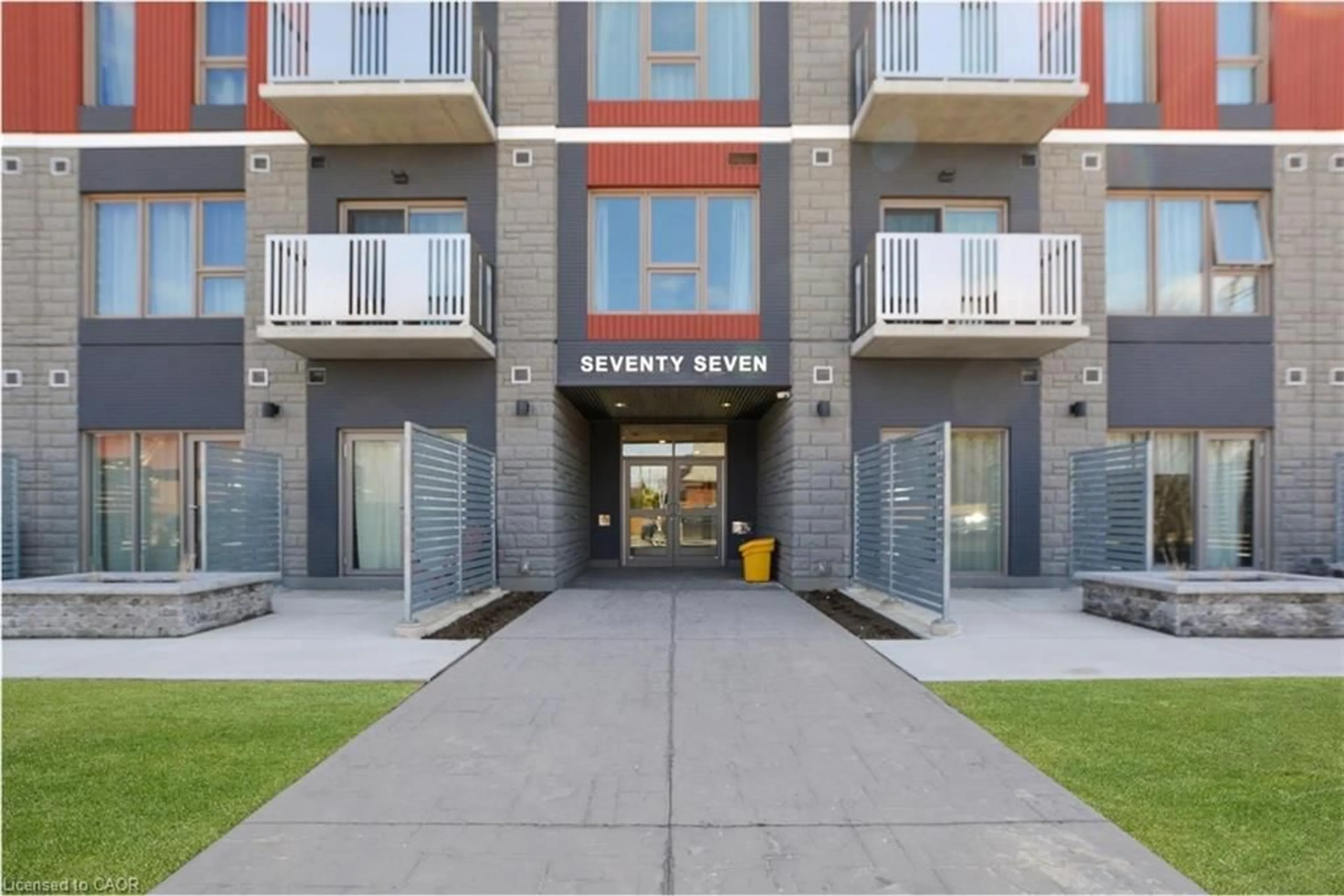 Indoor entryway for 77 Leland St #414, Hamilton Ontario L8S 3A1