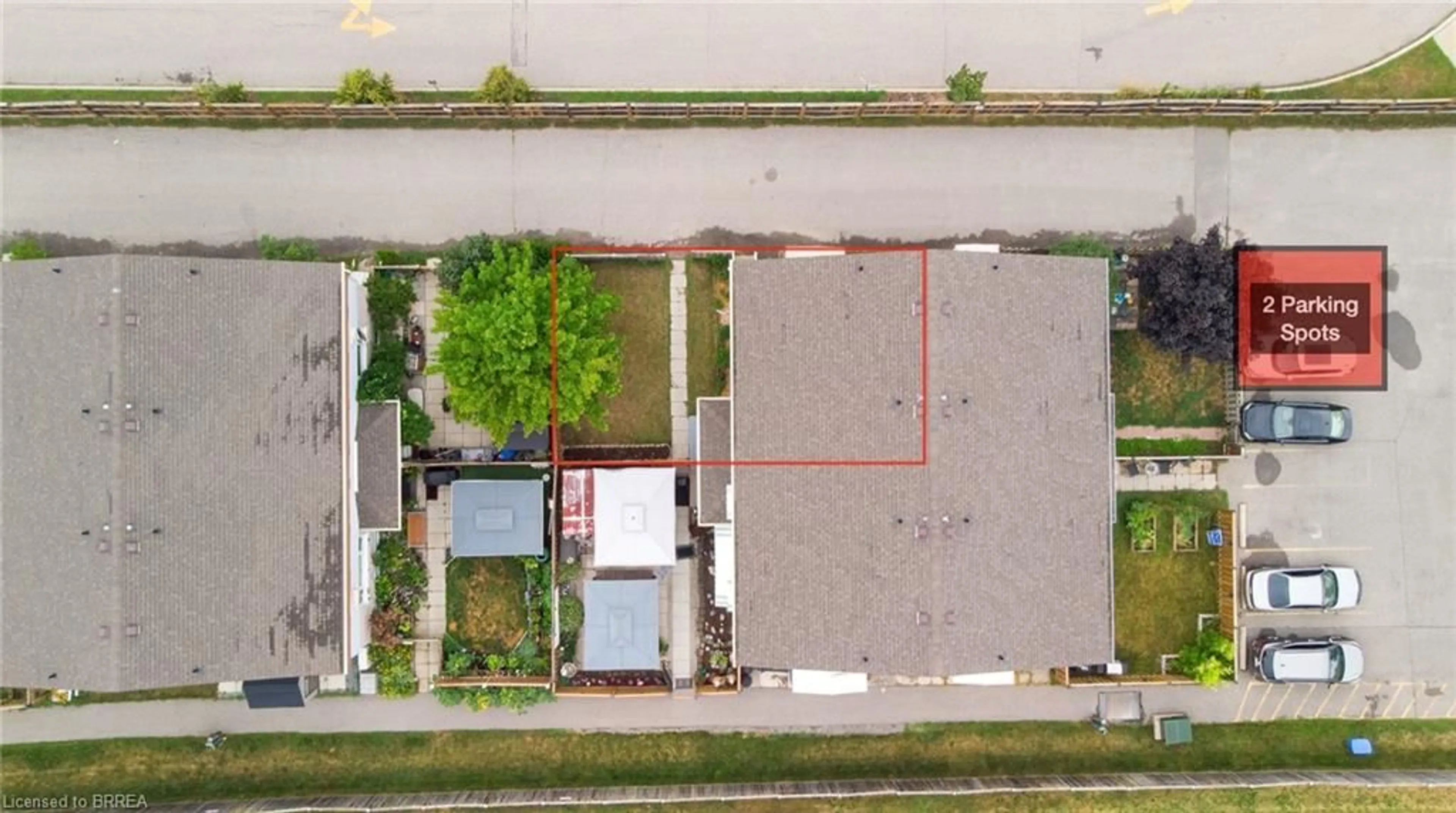 A pic from outside/outdoor area/front of a property/back of a property/a pic from drone, street for 50 Ewing Dr #B, Brantford Ontario N3R 5H8