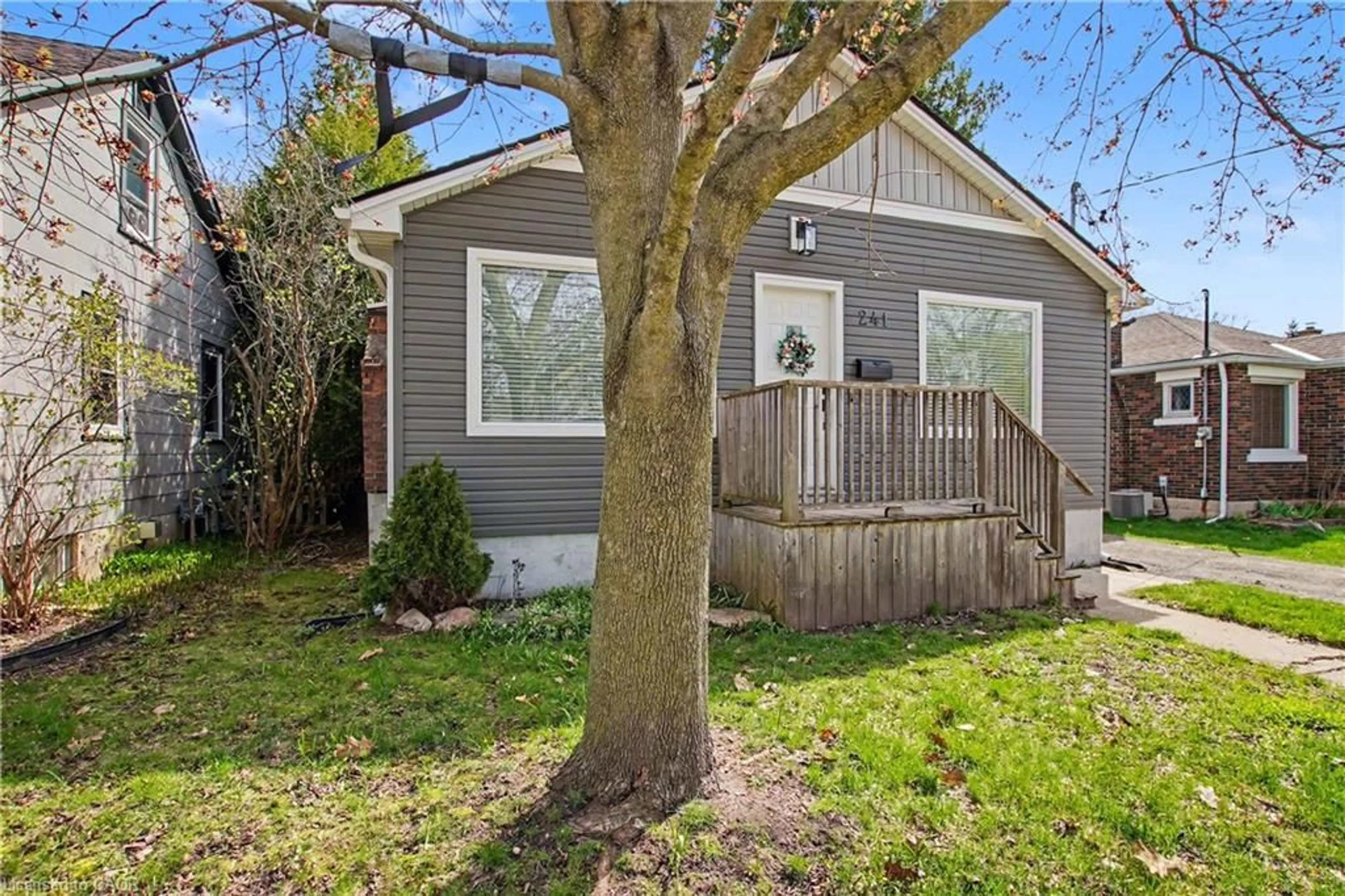 Unknown for 241 Guelph Ave, Cambridge Ontario N3C 1A9