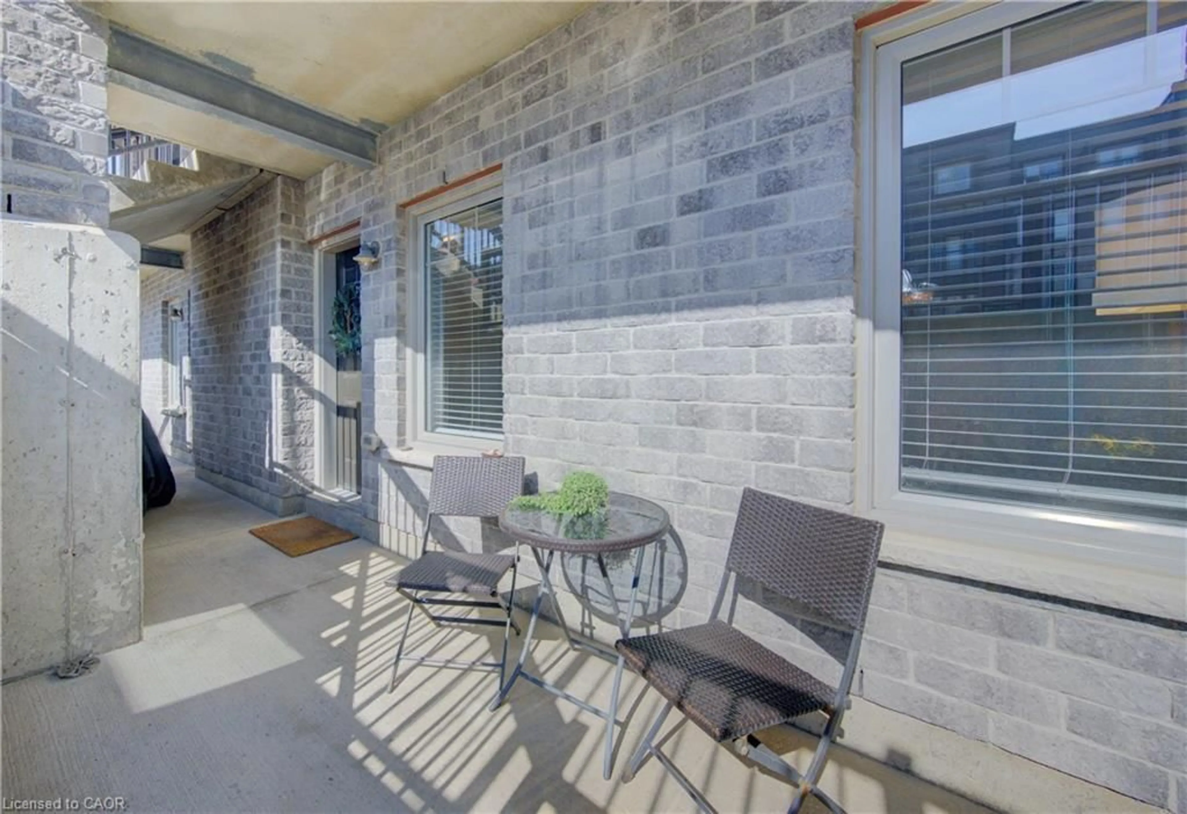 Patio, street for 1989 Ottawa St #21H, Kitchener Ontario N2E 0G7