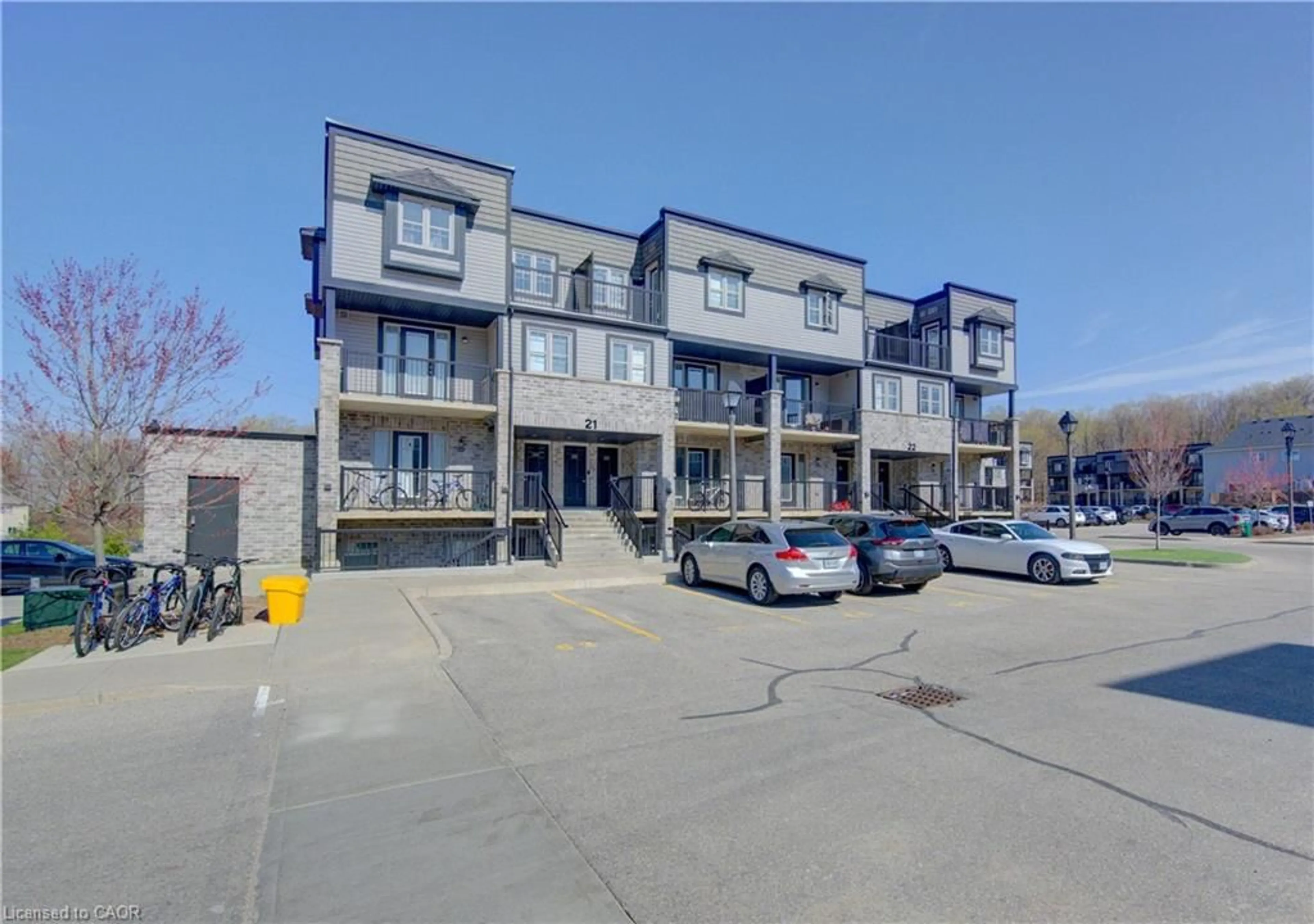 A pic from outside/outdoor area/front of a property/back of a property/a pic from drone, street for 1989 Ottawa St #21H, Kitchener Ontario N2E 0G7