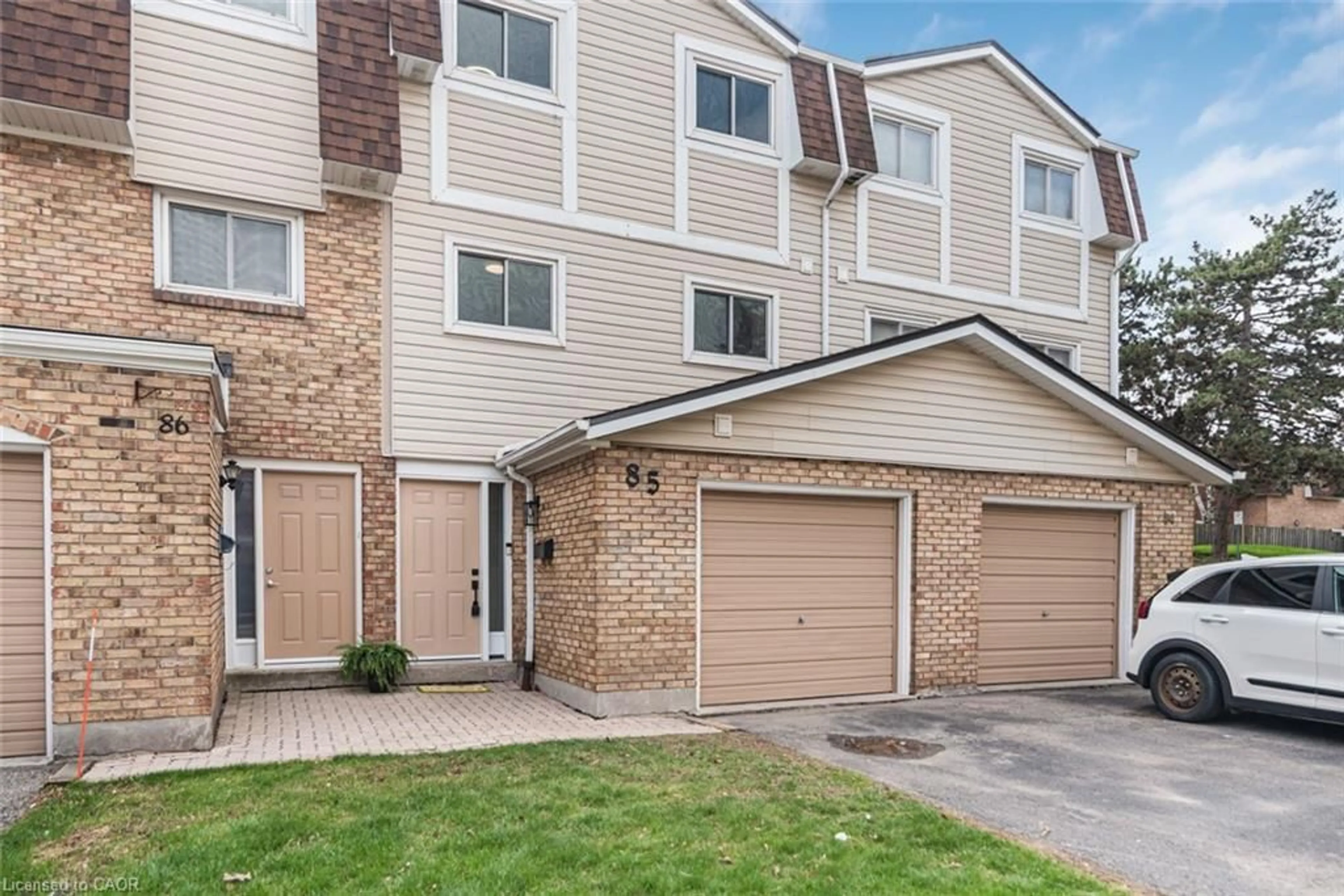 Unknown for 11 Harrisford St #85, Hamilton Ontario L8K 6L7