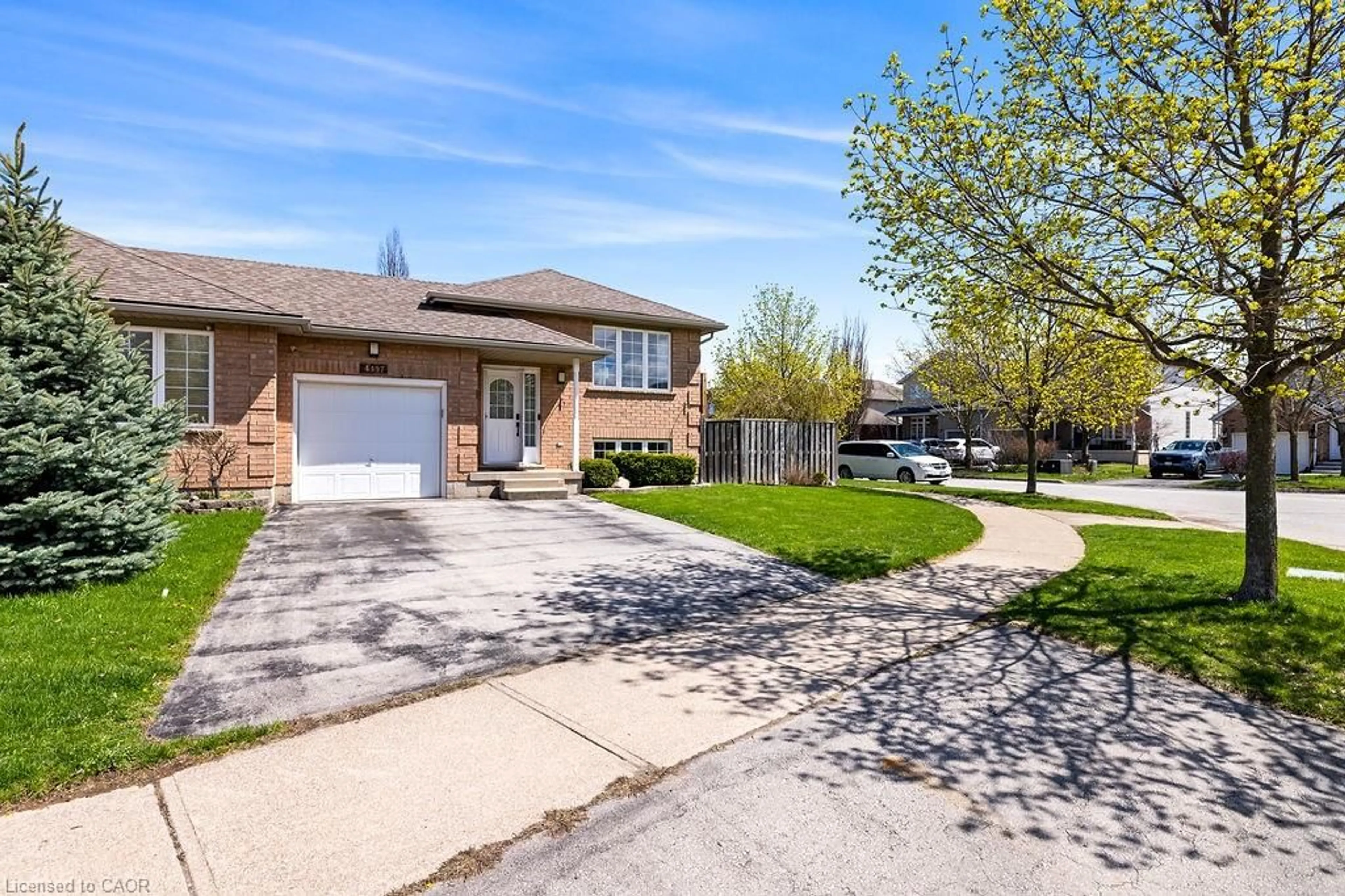 Home with brick exterior material, street for 4497 Weltman Way, Beamsville Ontario L0R 1B9