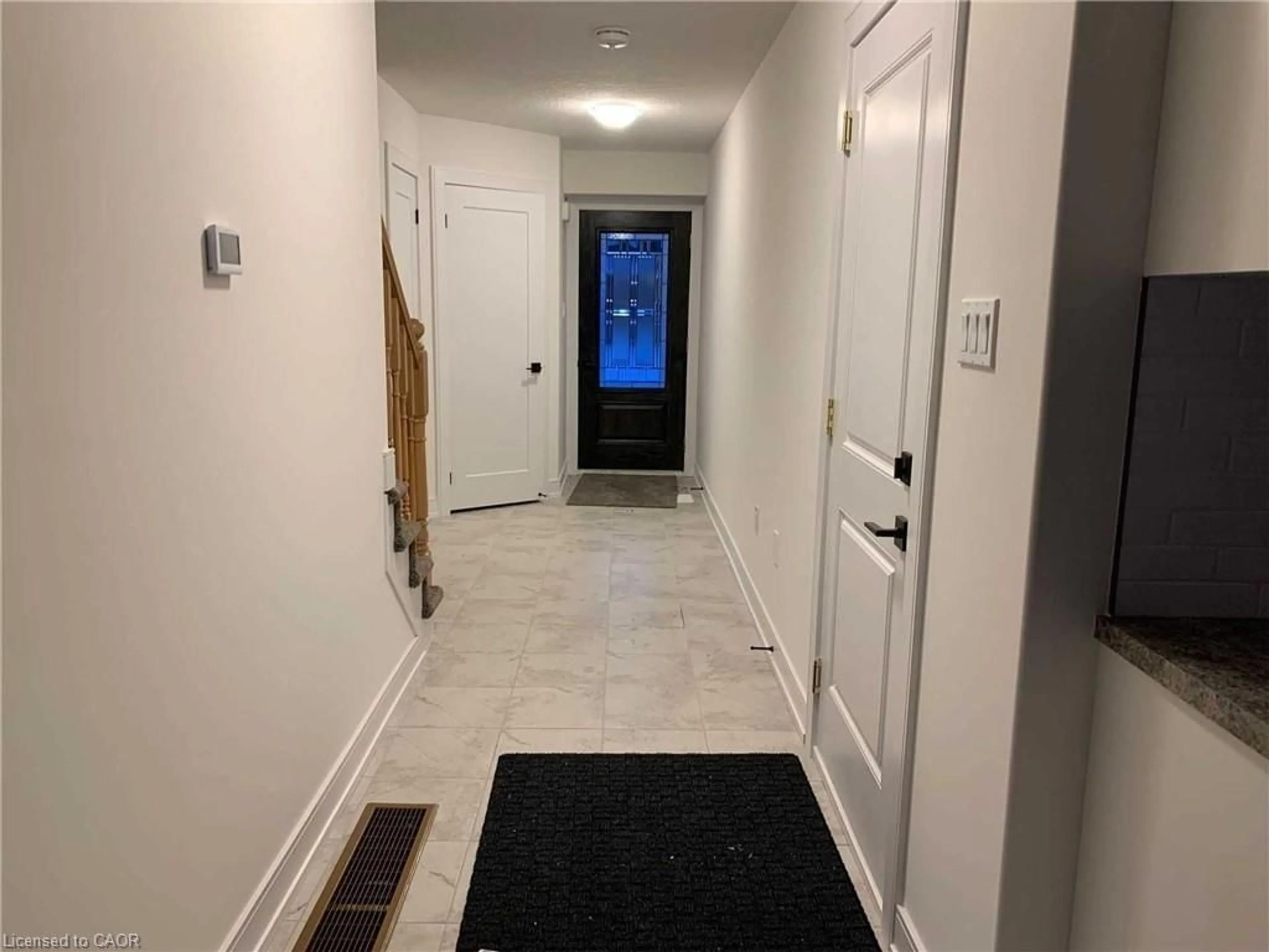 Indoor entryway for 125 Stonebrook Way, Markdale Ontario N0C 150