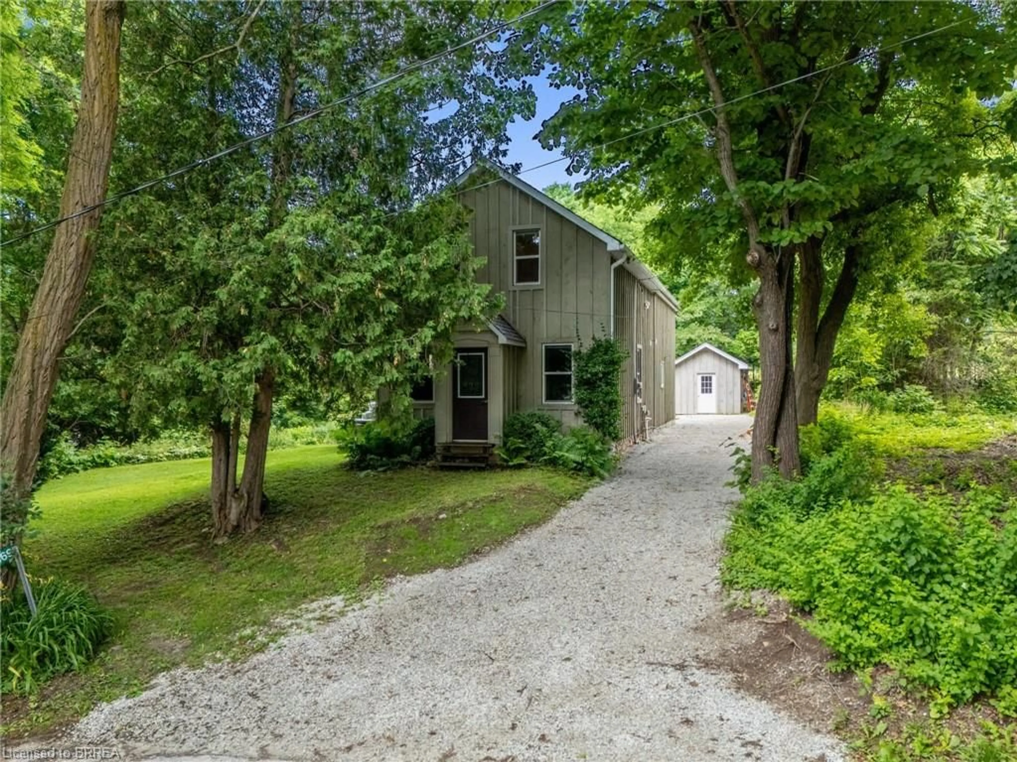 A pic from outside/outdoor area/front of a property/back of a property/a pic from drone, street for 12369 Elizabeth St, Limehouse Ontario L0P 1H0