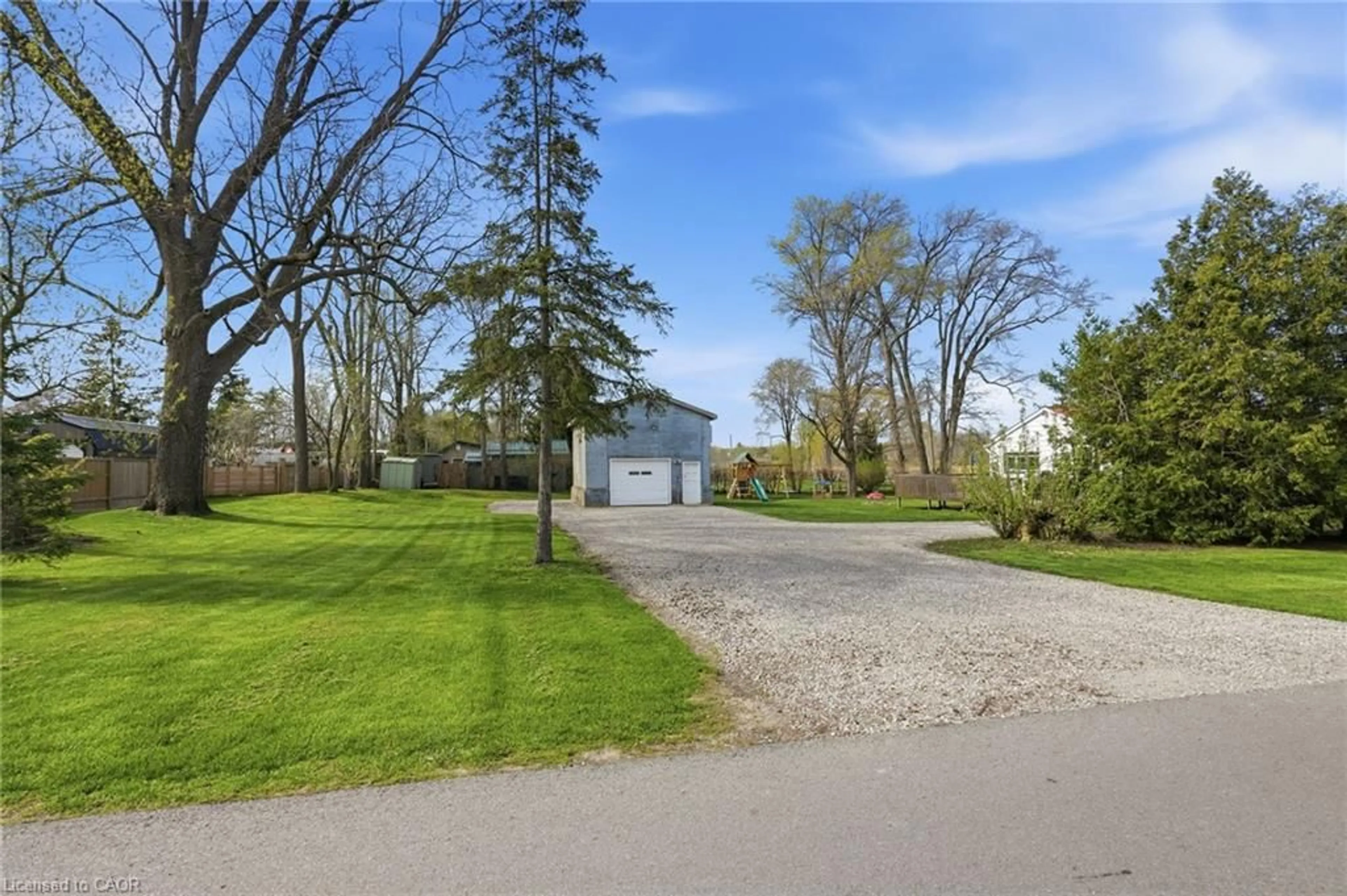 A pic from outside/outdoor area/front of a property/back of a property/a pic from drone, street for 12 Ouse St, Cayuga Ontario N0A 1E0