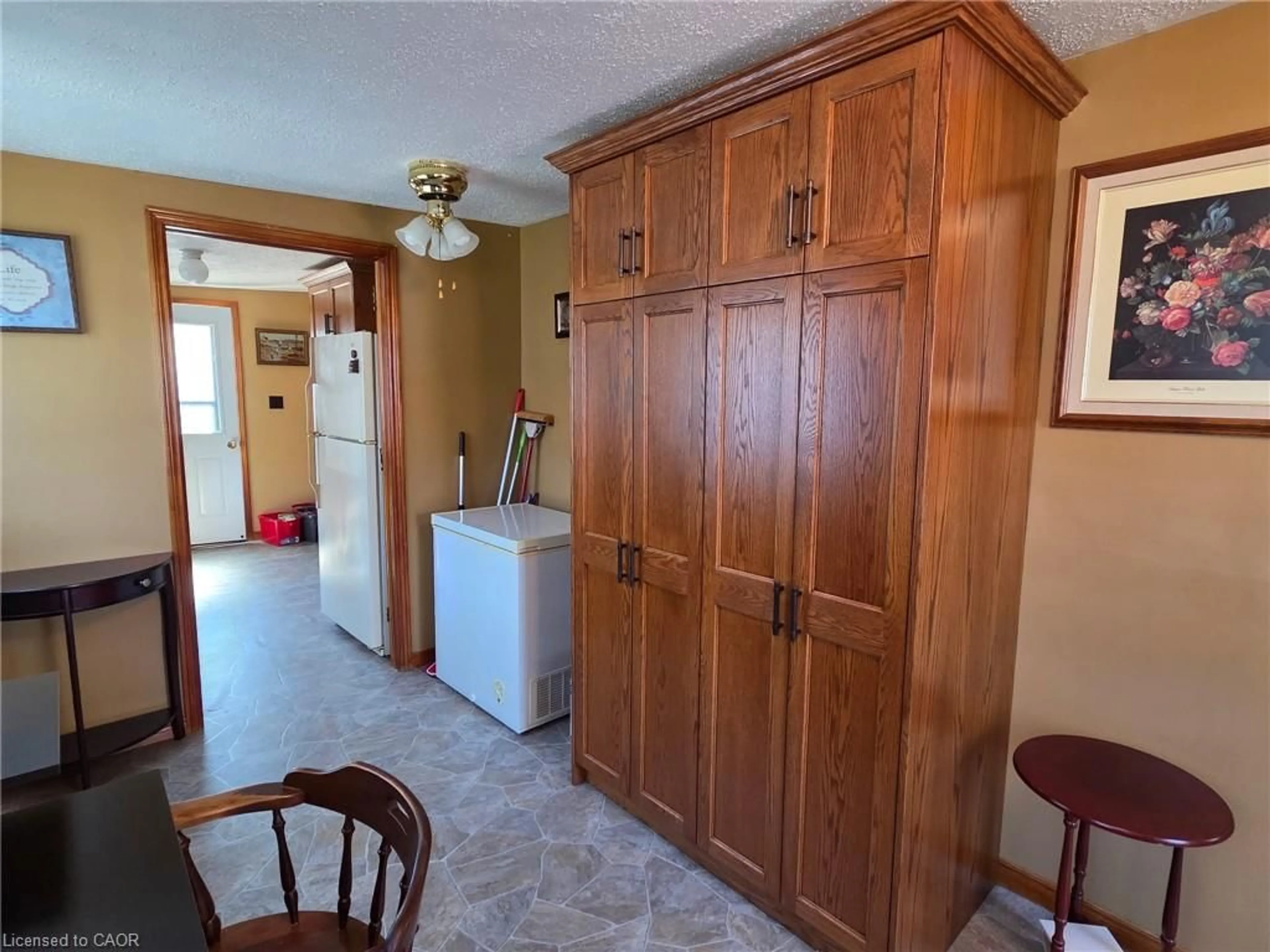 Unknown for 19 York Mews, Palmerston Ontario N0G 2P0