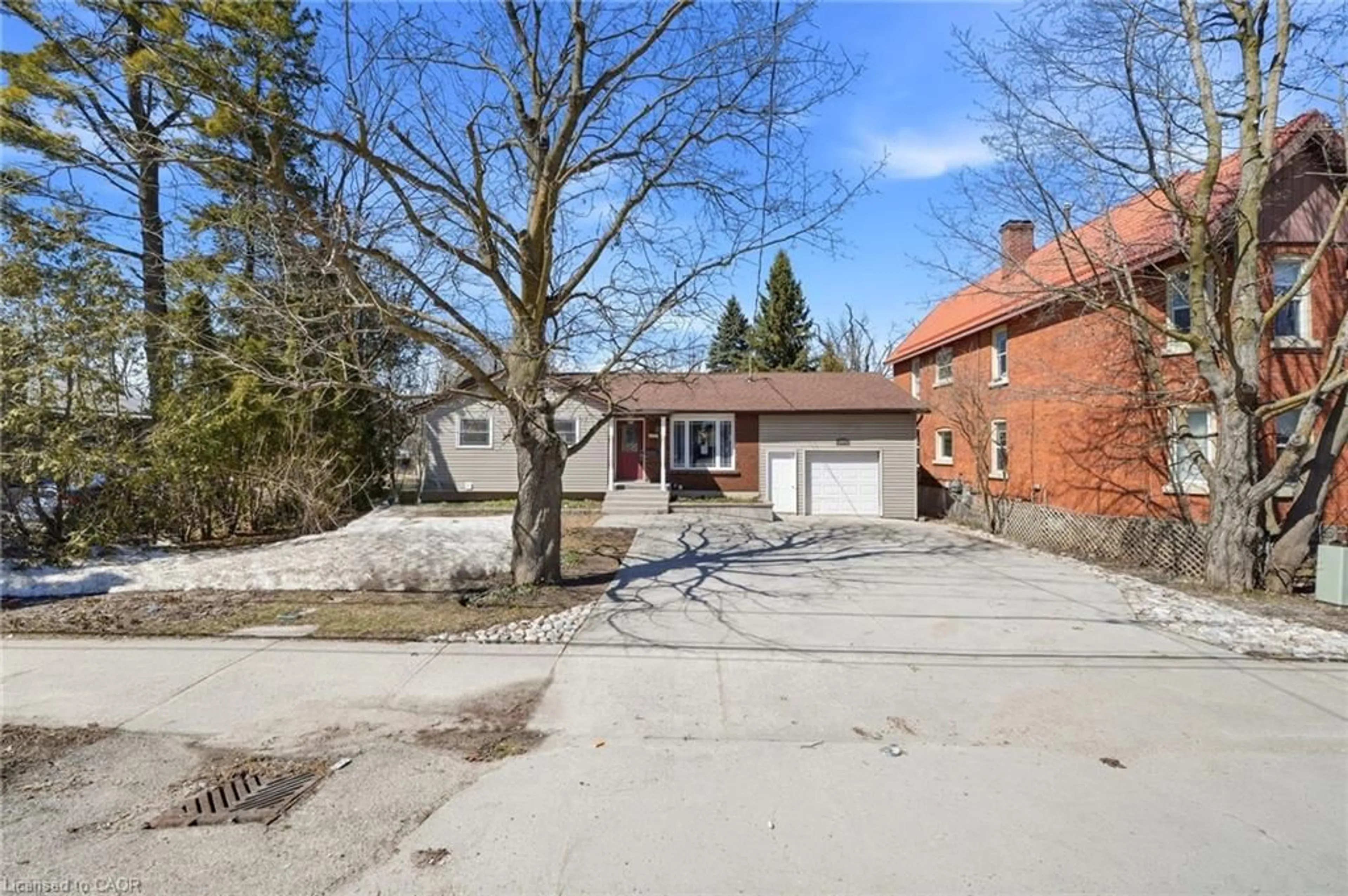 Unknown for 268 Mississauga St, Orillia Ontario L3V 3B8