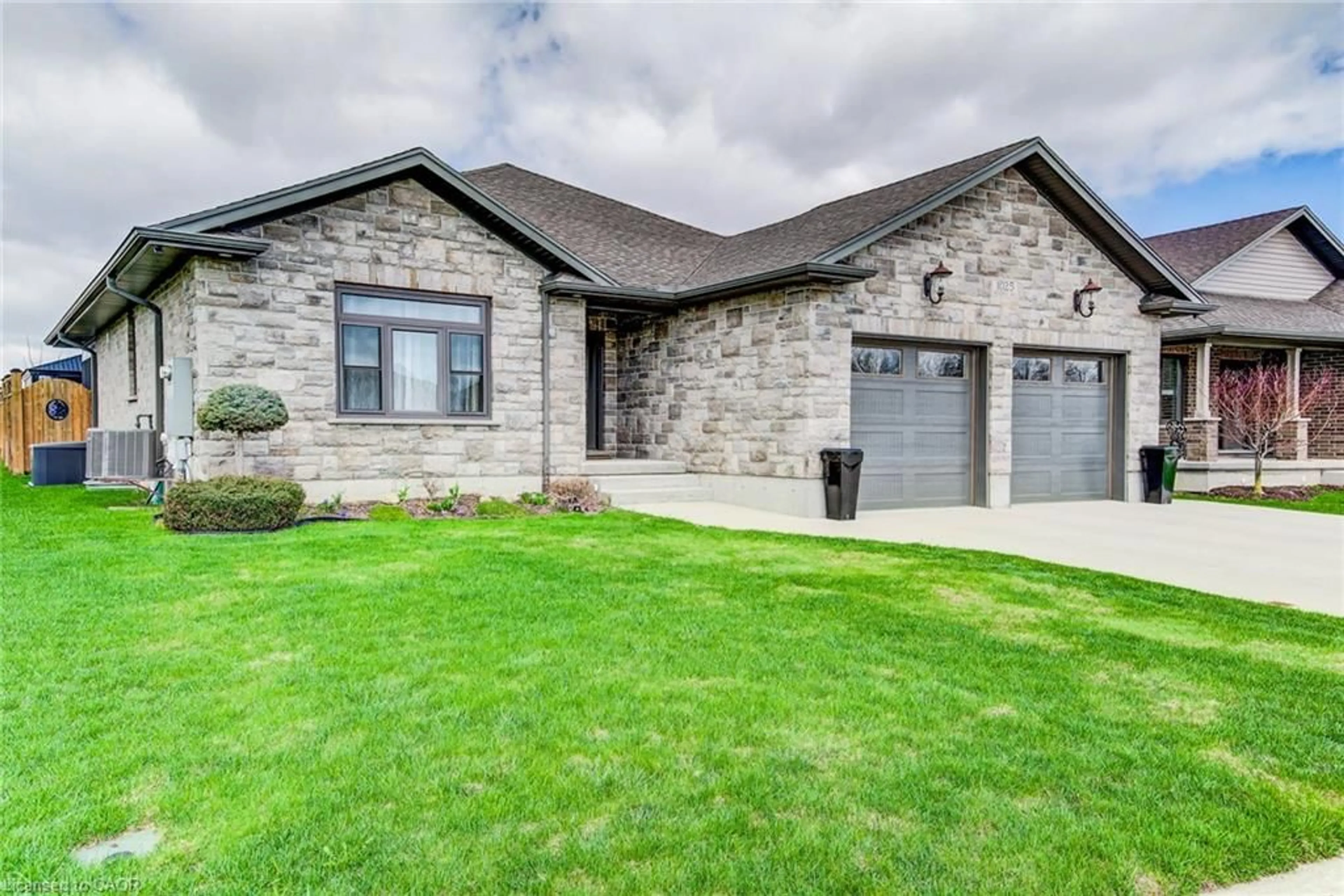 Home with brick exterior material, street for 1025 Reserve Ave, Listowel Ontario N4W 0B5
