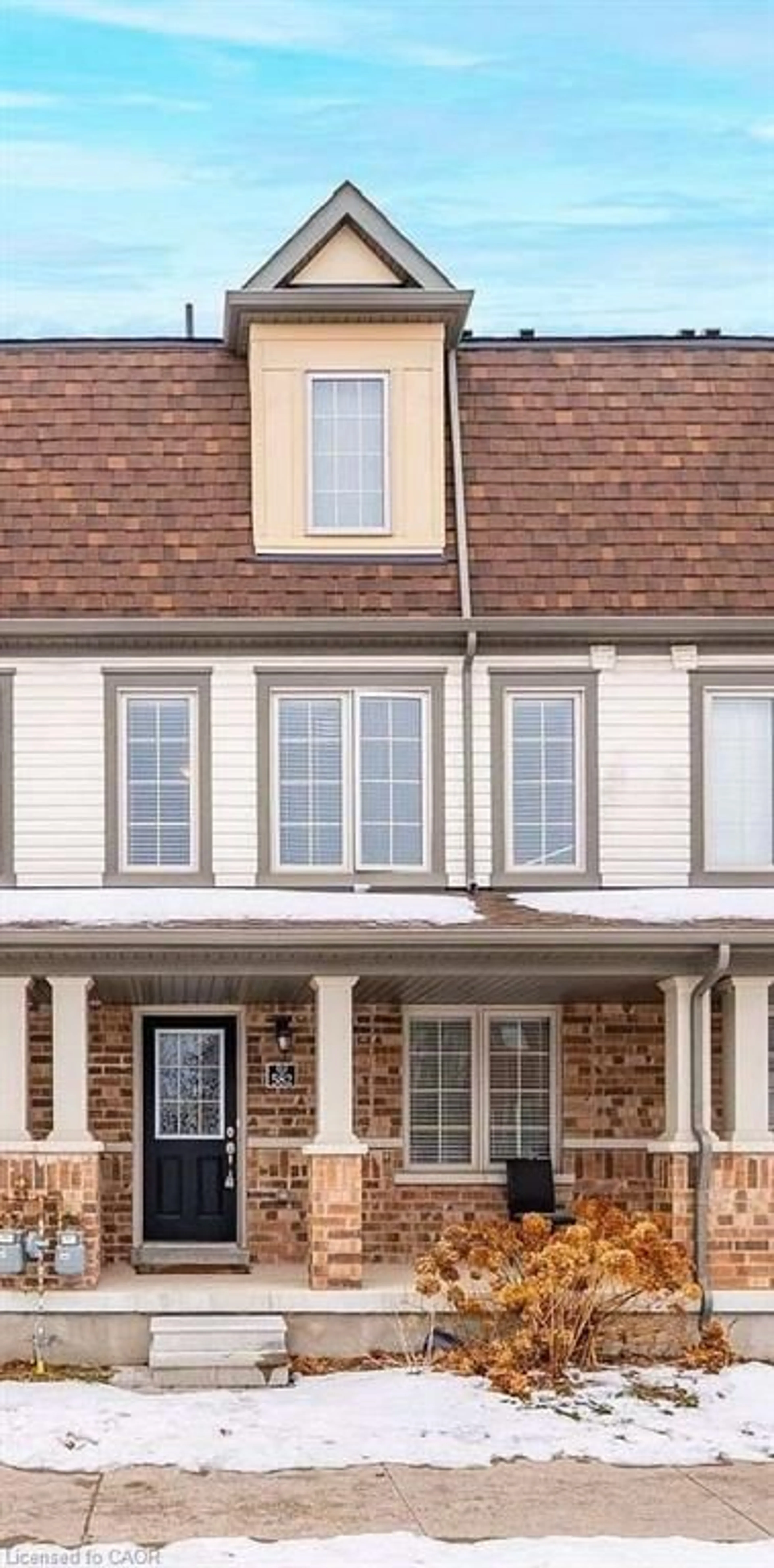 Home with brick exterior material, street for 582 Linden St, Cambridge Ontario N3H 0C9