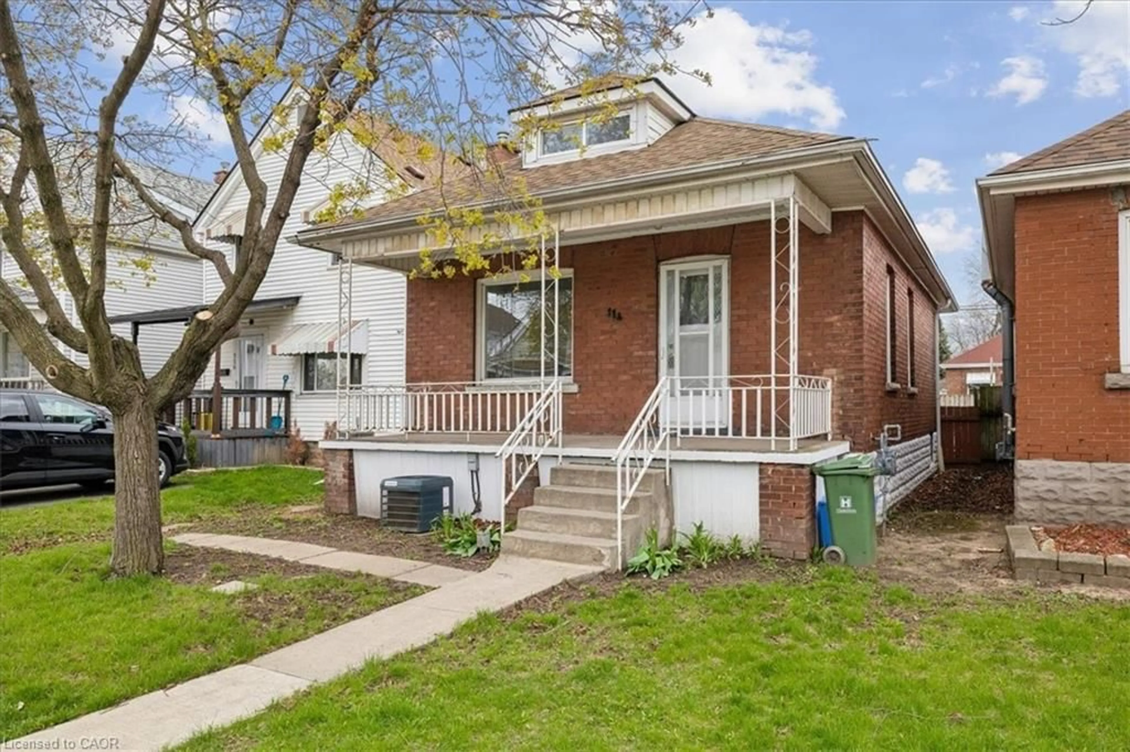 Home with brick exterior material, street for 114 Garside Ave, Hamilton Ontario L8H 4W3