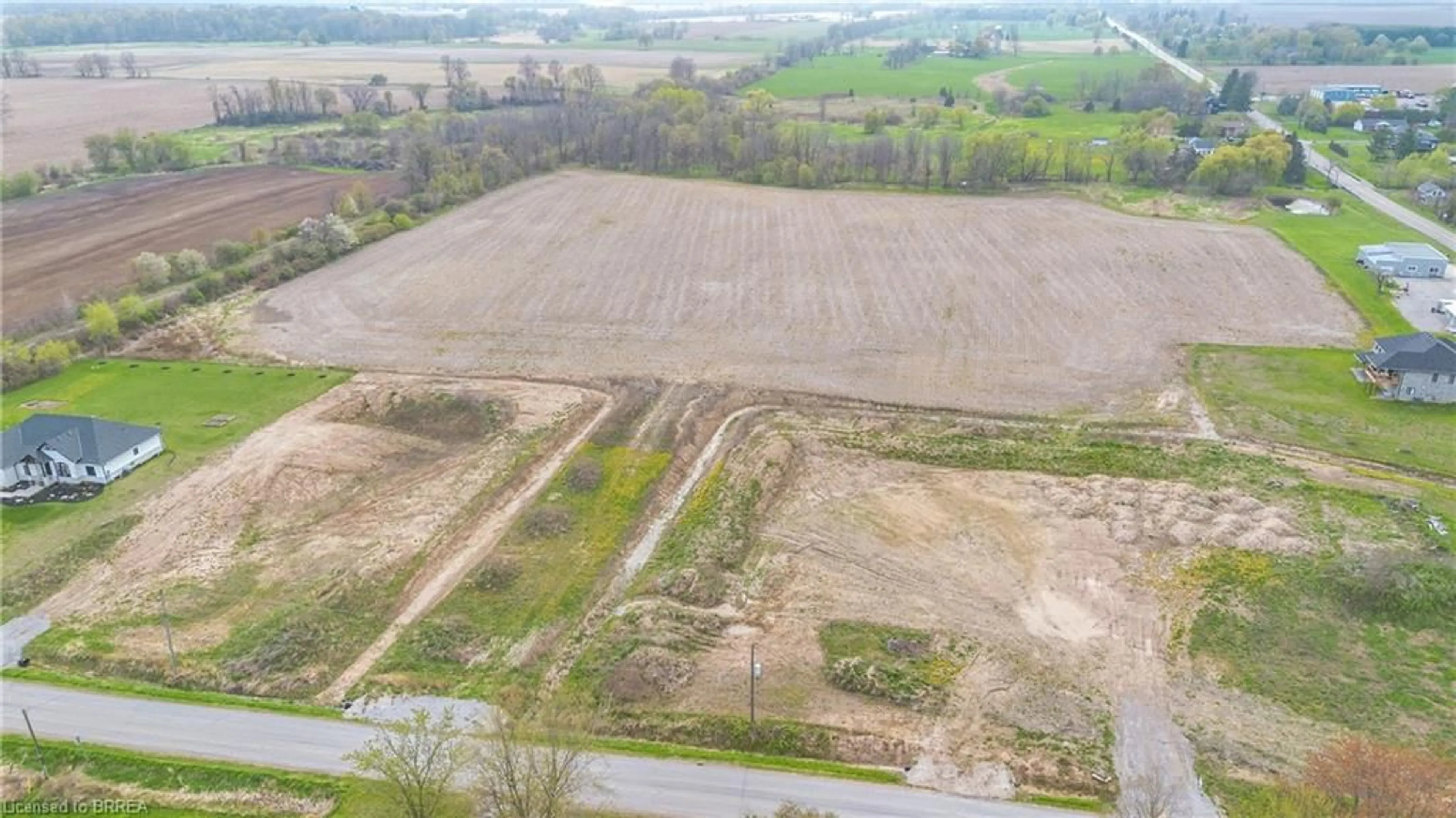 A pic from outside/outdoor area/front of a property/back of a property/a pic from drone, building for 701 Villa Nova Rd, Villa Nova Ontario N0E 1Y0