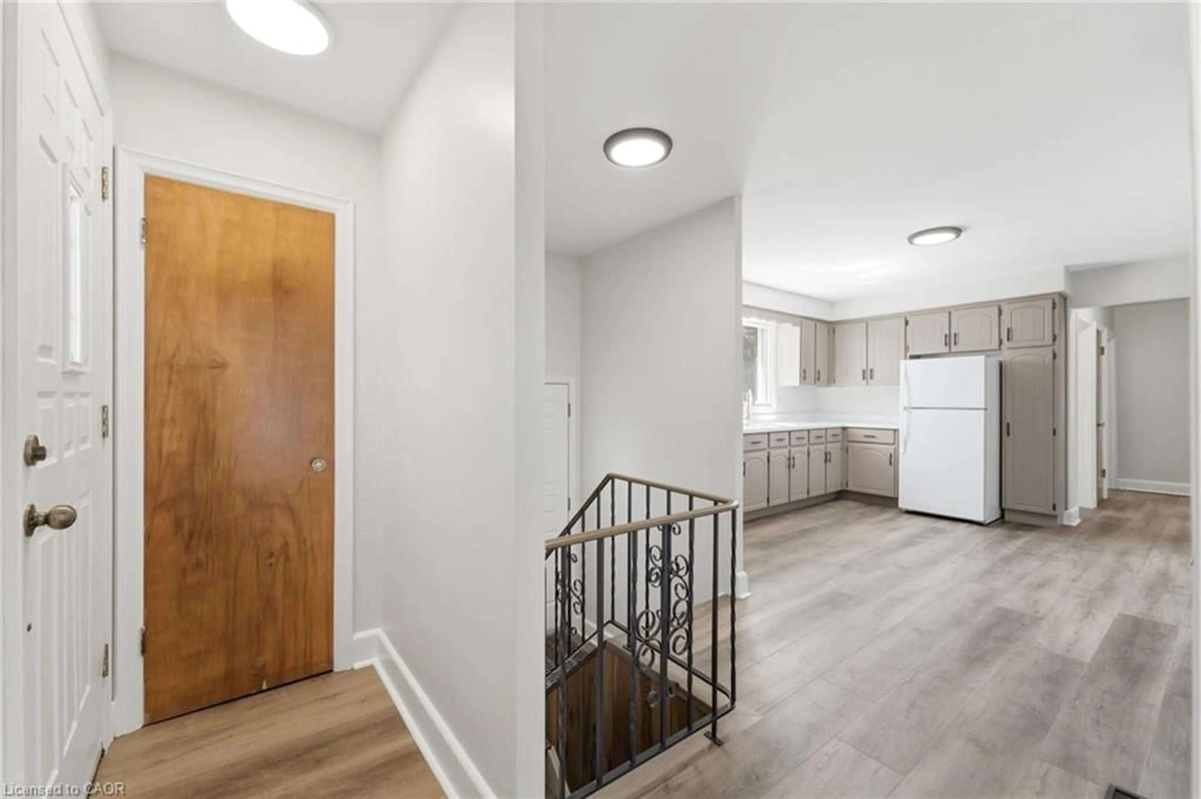 Indoor entryway for 80 Malta Dr, Hamilton Ontario L8K 4S8