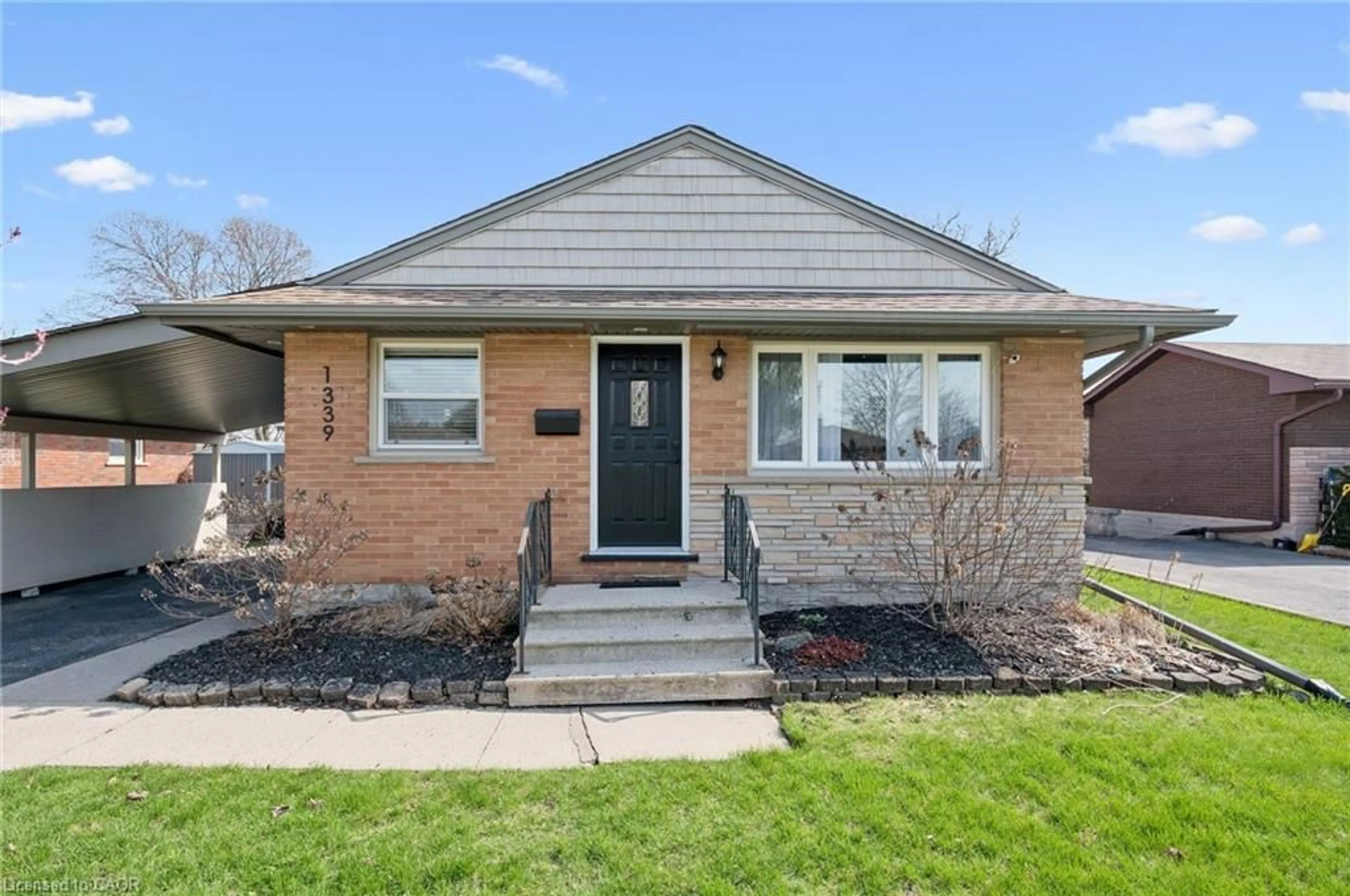 Home with brick exterior material, street for 1339 Lydia St, Cambridge Ontario N3H 1A9