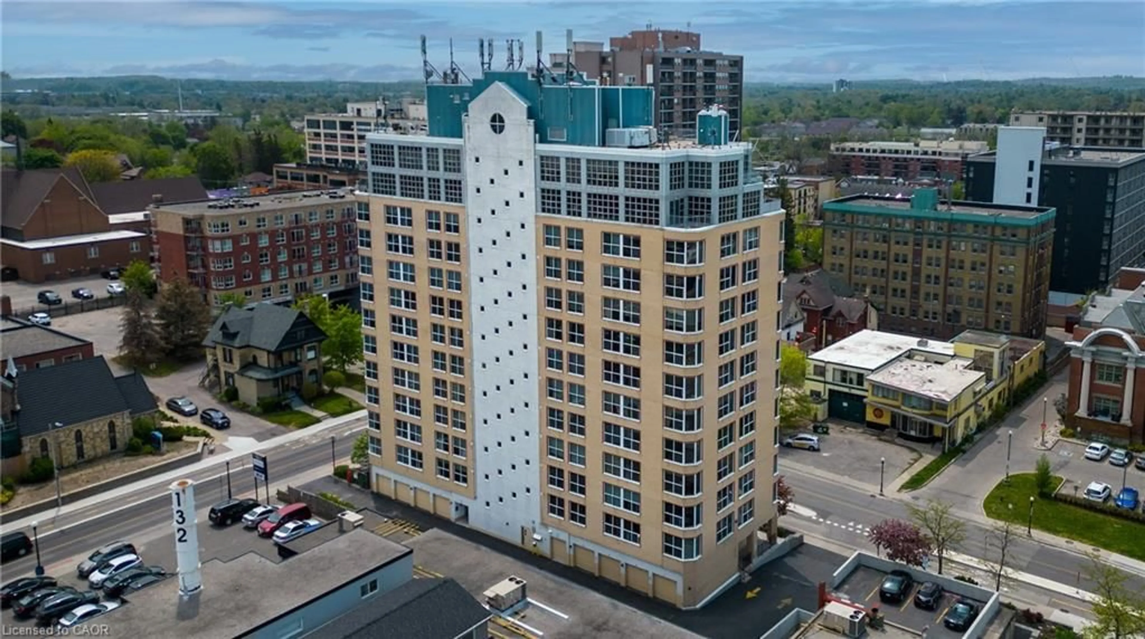 A pic from outside/outdoor area/front of a property/back of a property/a pic from drone, building for 150 Queen St #405, Kitchener Ontario N2G 4T7