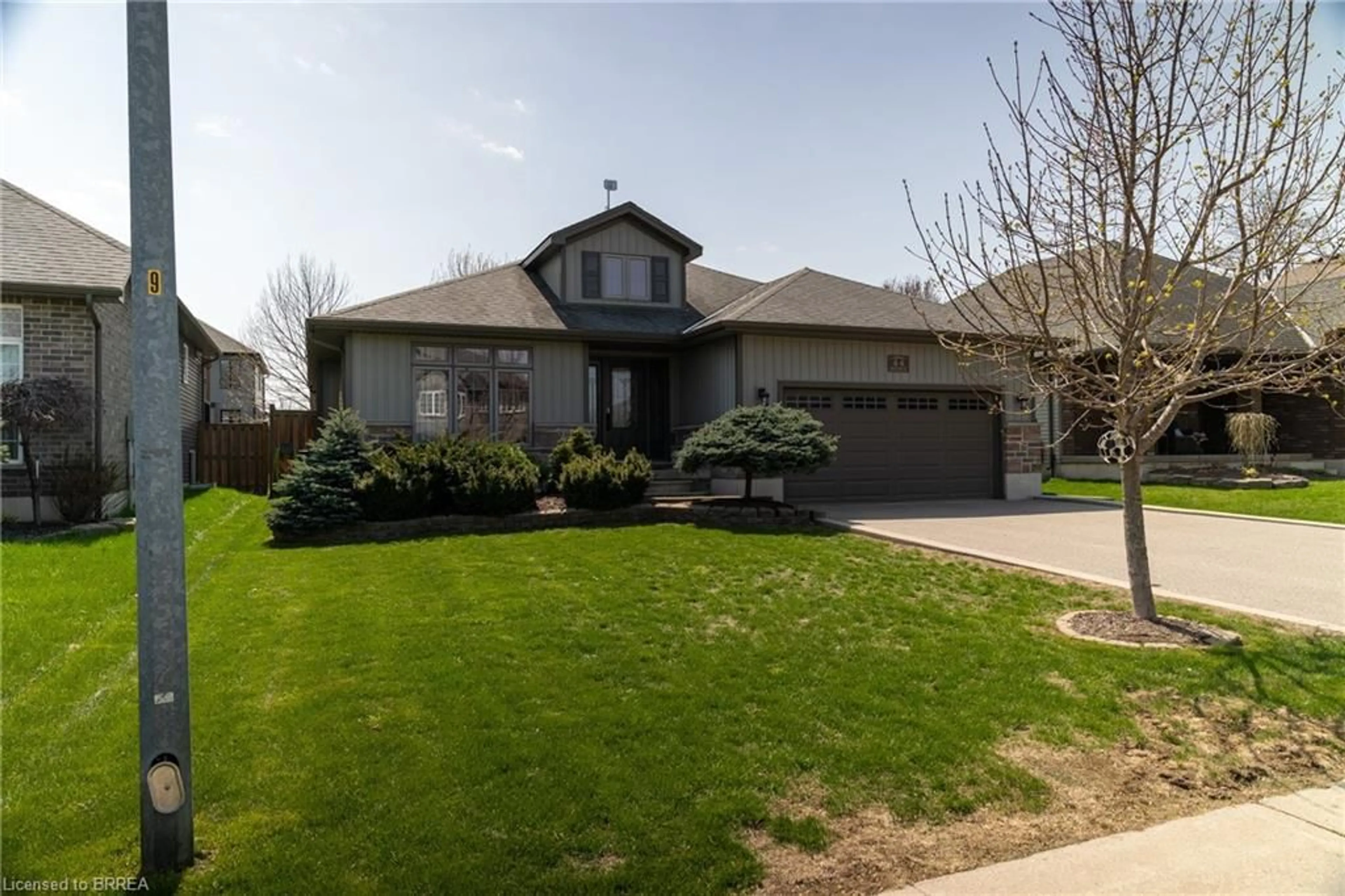 Unknown for 44 William St, Tillsonburg Ontario N4G 1L8
