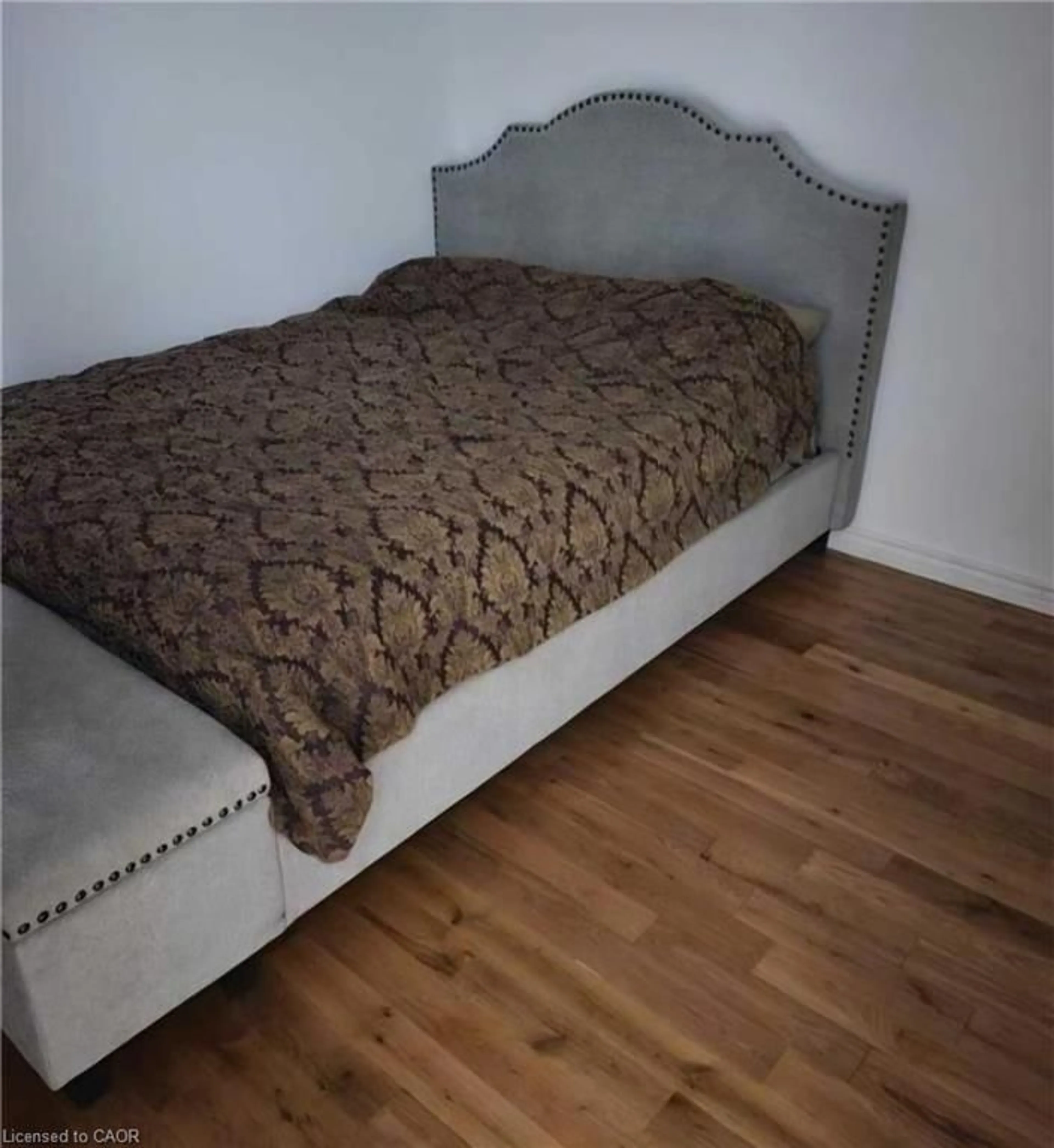 Bedroom with bed, unknown for 467 Limeridge Rd, Hamilton Ontario L9C 2V7