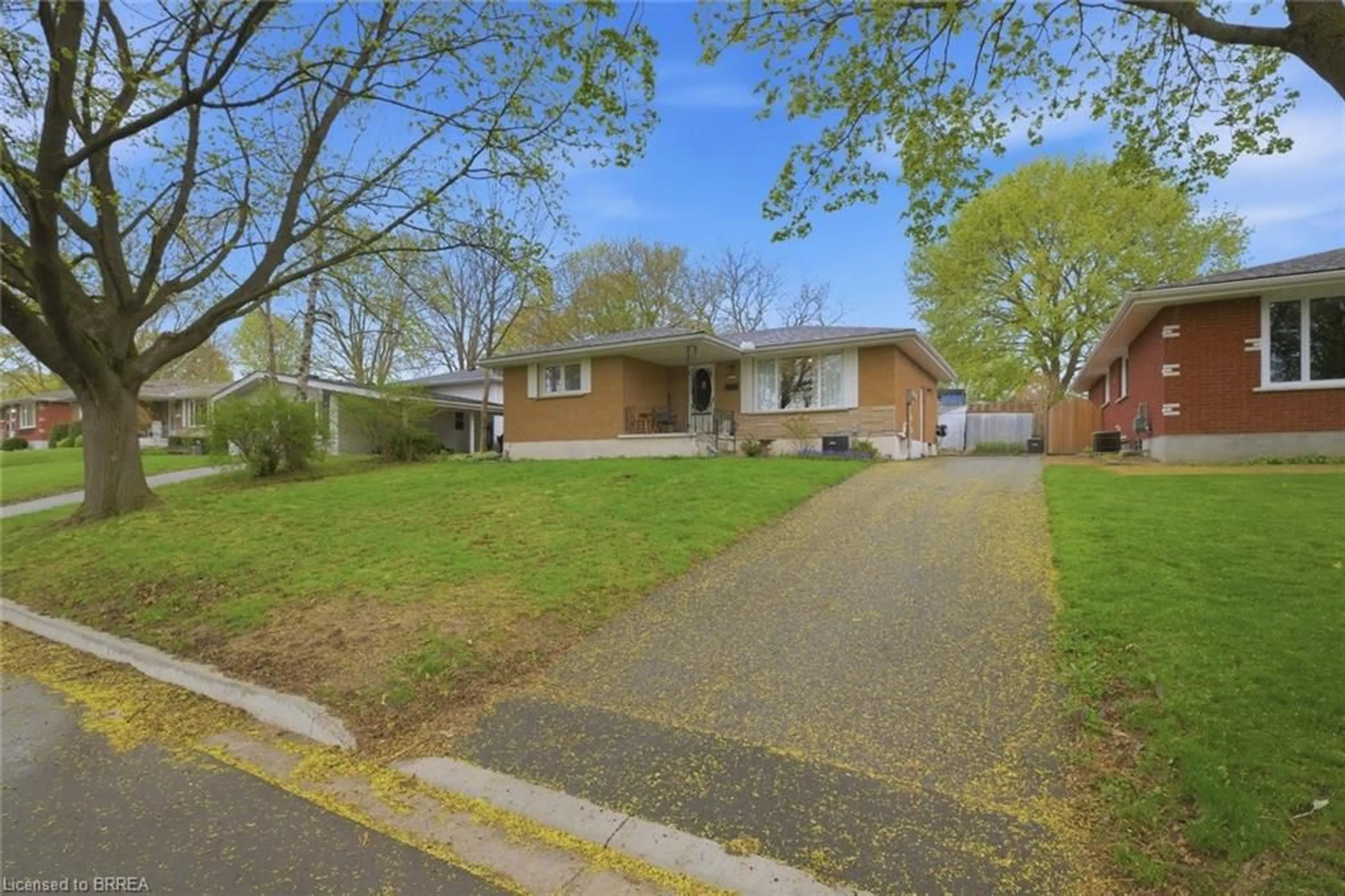 Unknown for 13 Mackay Ave, Simcoe Ontario N3Y 1C9