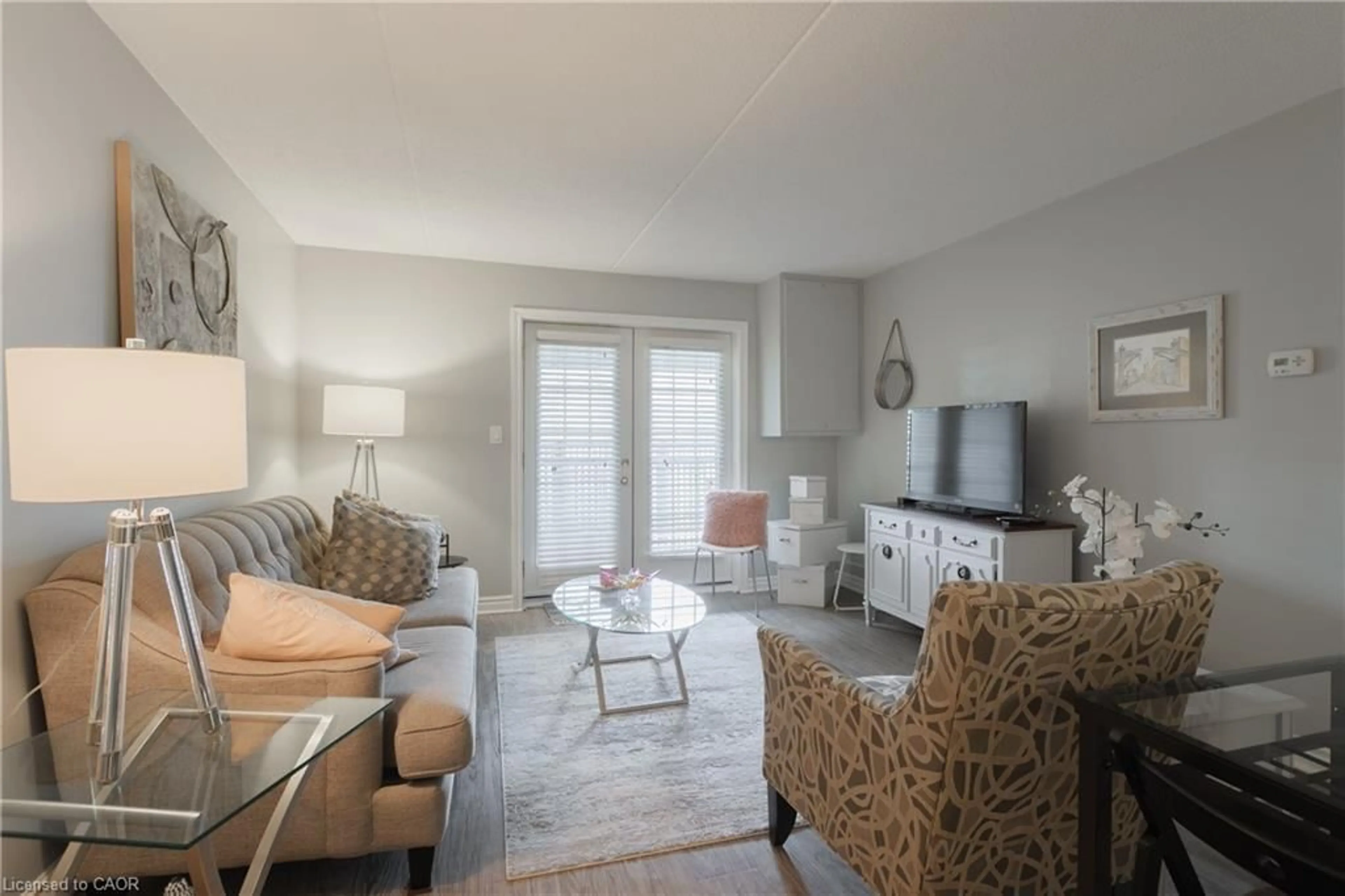 Living room with furniture, unknown for 2040 Cleaver Ave #218, Burlington Ontario L7M 4C4