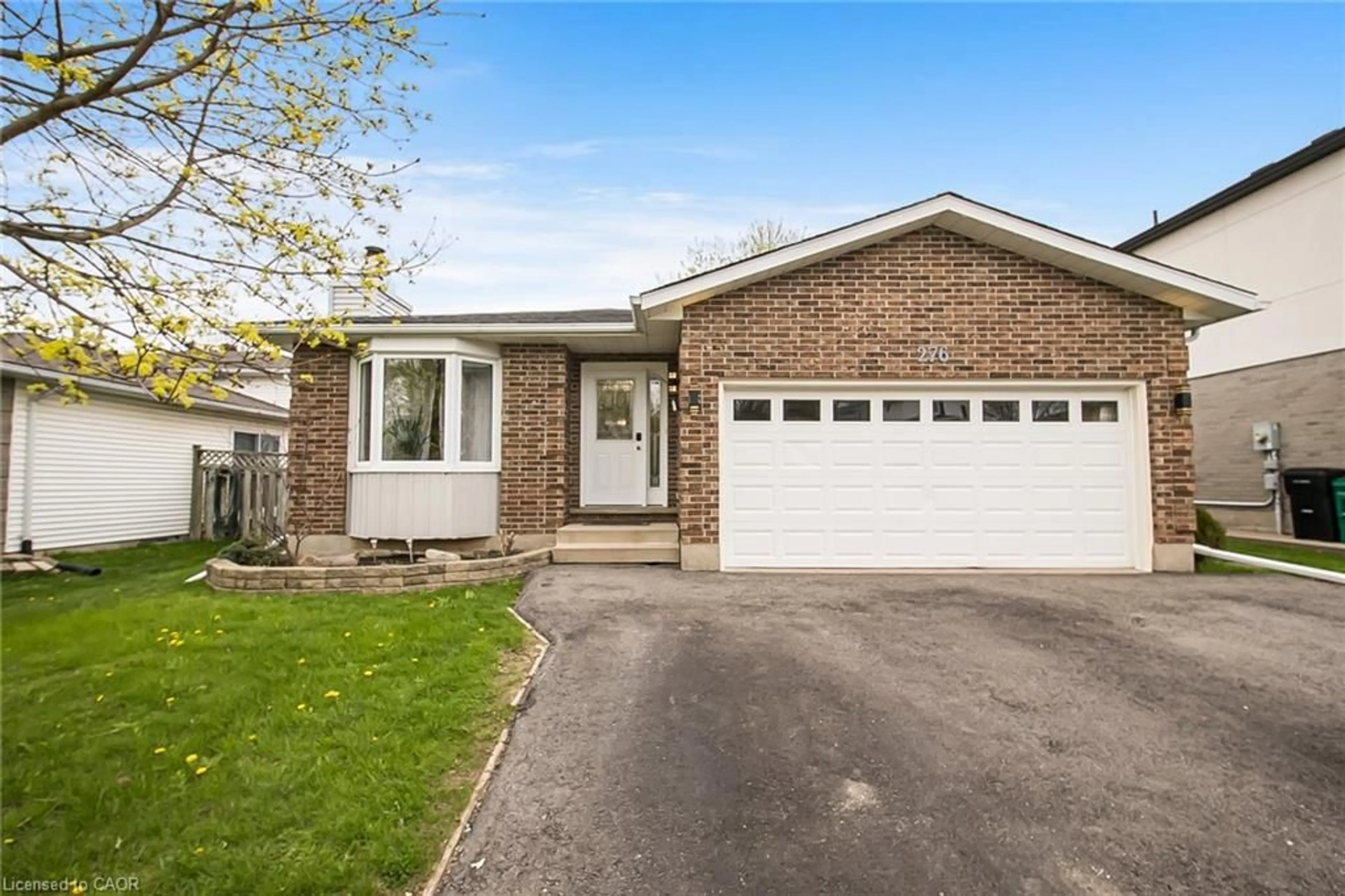 Home with brick exterior material, street for 276 Biehn Dr, Kitchener Ontario N2R 1B2