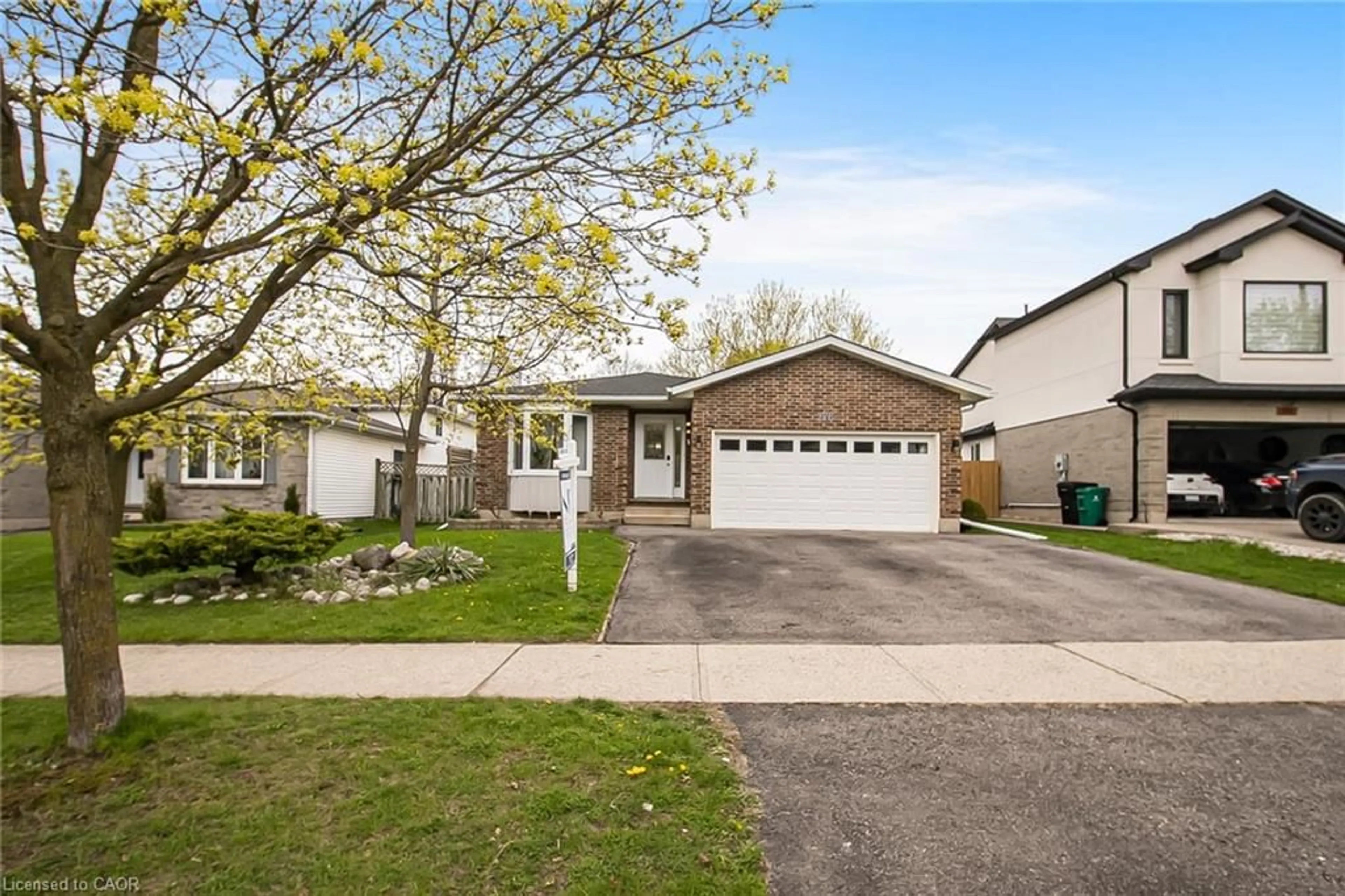 Unknown for 276 Biehn Dr, Kitchener Ontario N2R 1B2