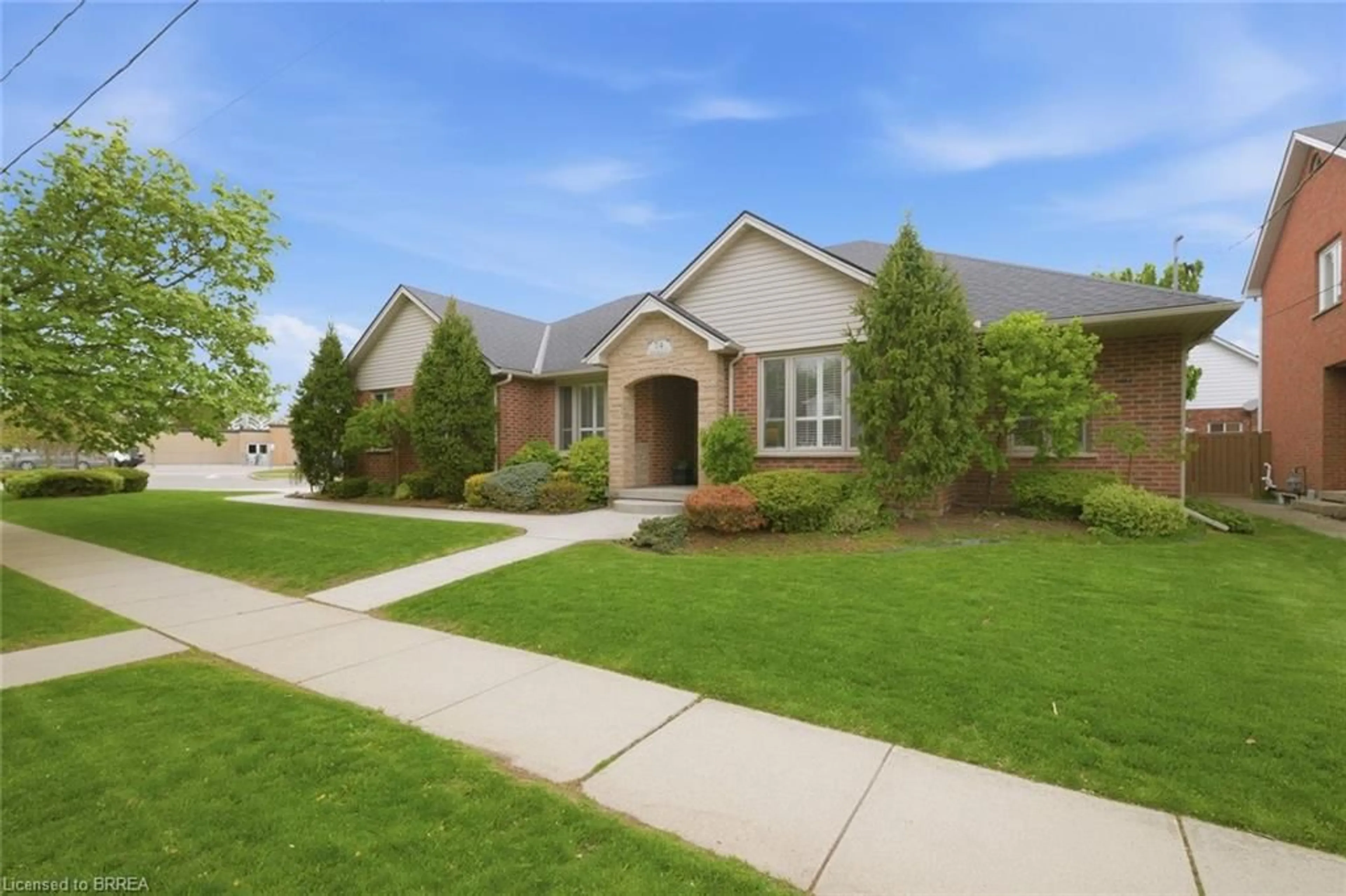 Home with brick exterior material, street for 74 Franklin St, Brantford Ontario N3R 1T4