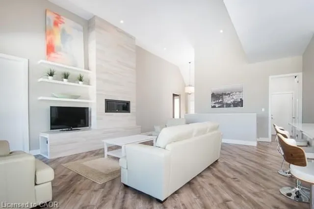 613 Sweetbay Cres, Sarnia 2